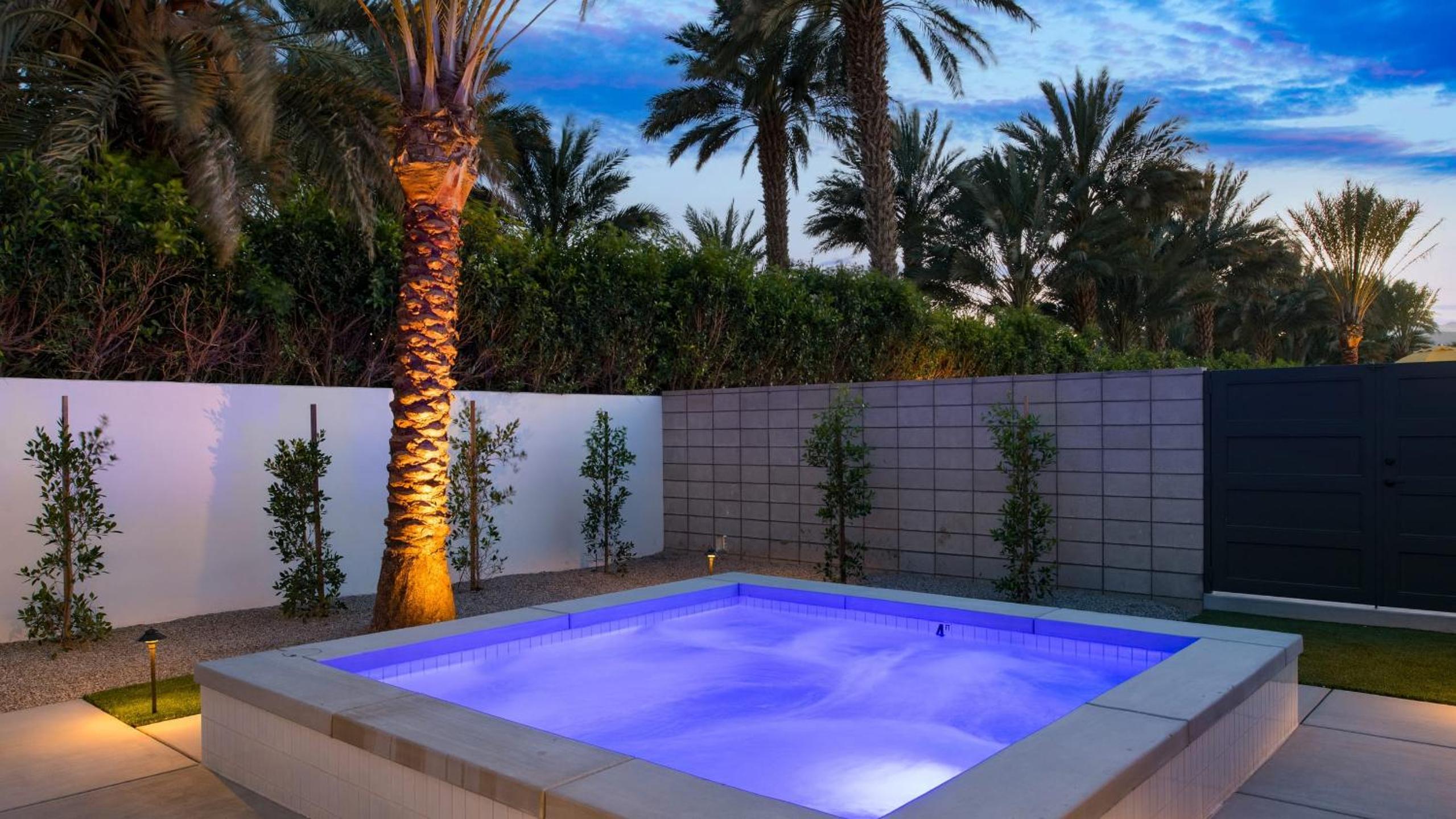 Sleeps 32 2 Villas Pool Putting GreenBocce Polo Villas Amara by AvantStay
