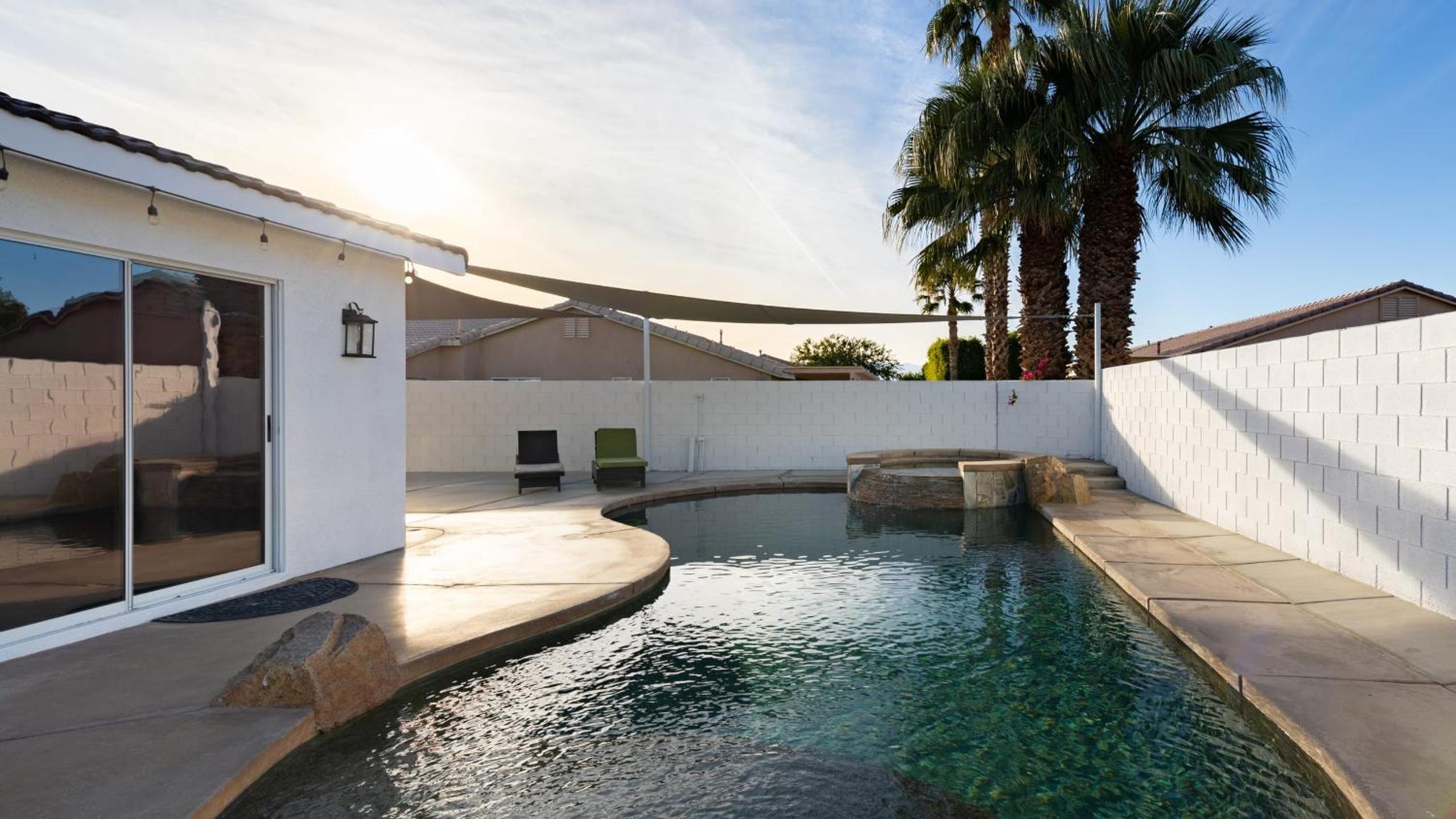 Pacifica Sur by AvantStay Pool Hot Tub Gazebo