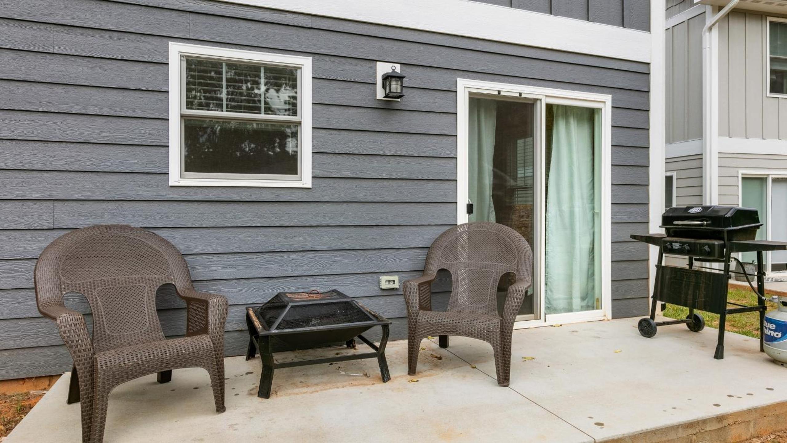 White Pine Red Bud Buyout by AvantStay 2 Home Buyout Sleeps 16