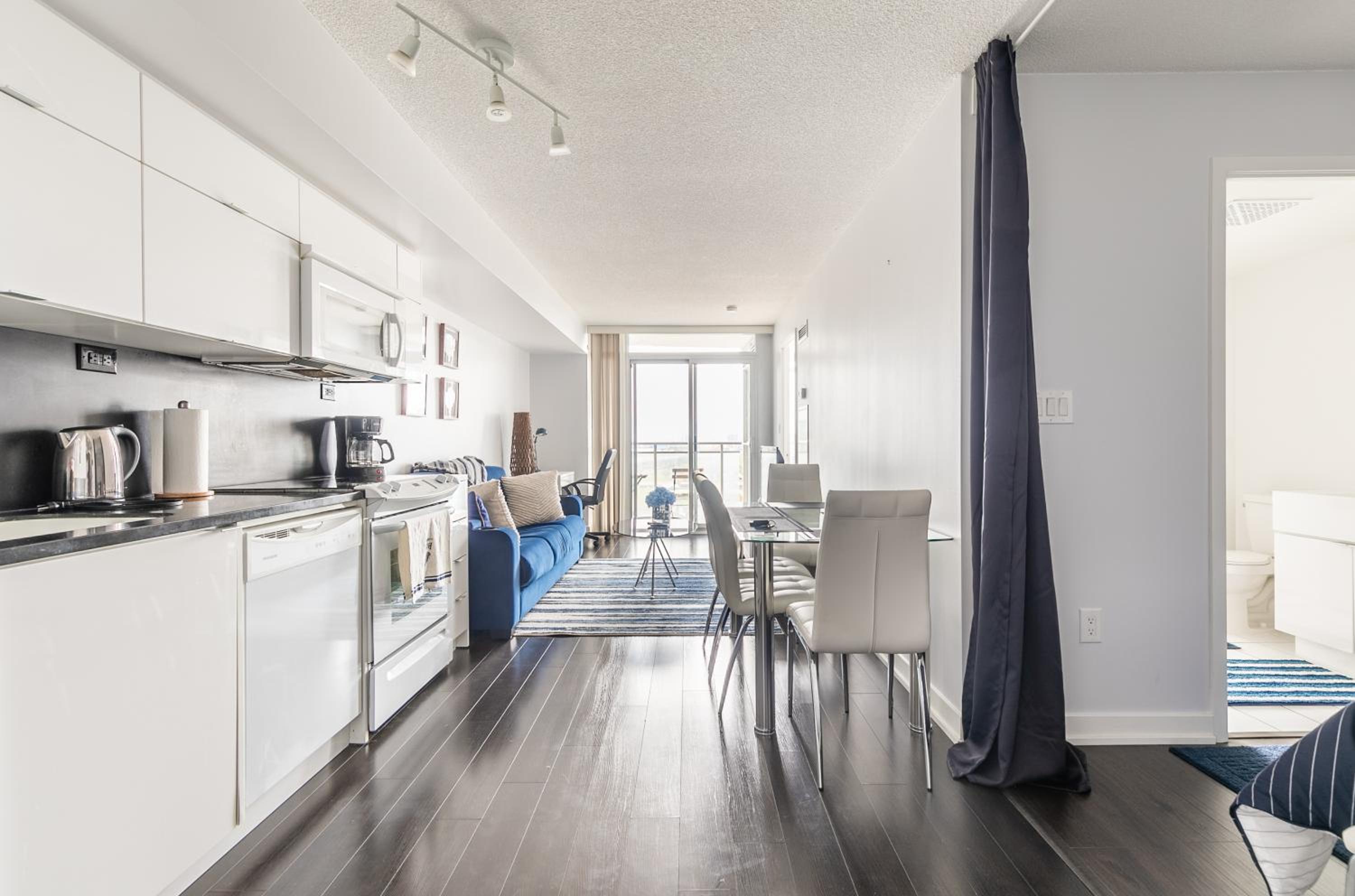 Spacious 1 Bedroom plus Den Condo Iceboat Terrace Downtown Toronto