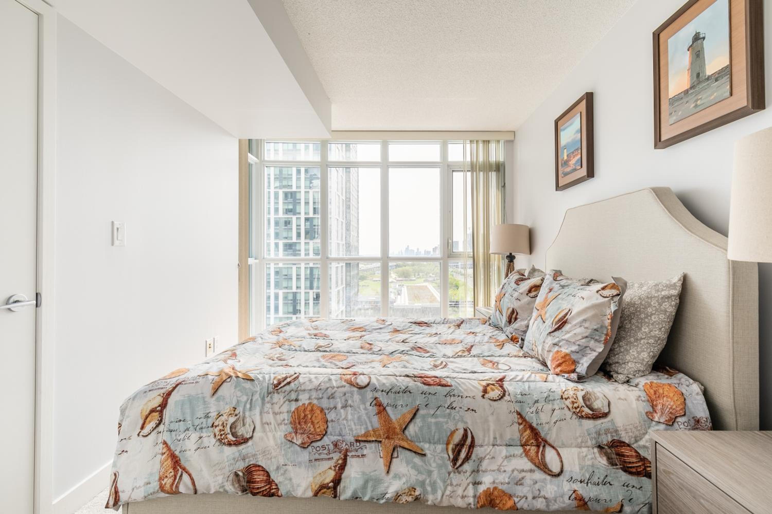 Spacious 1 Bedroom plus Den Condo Iceboat Terrace Downtown Toronto