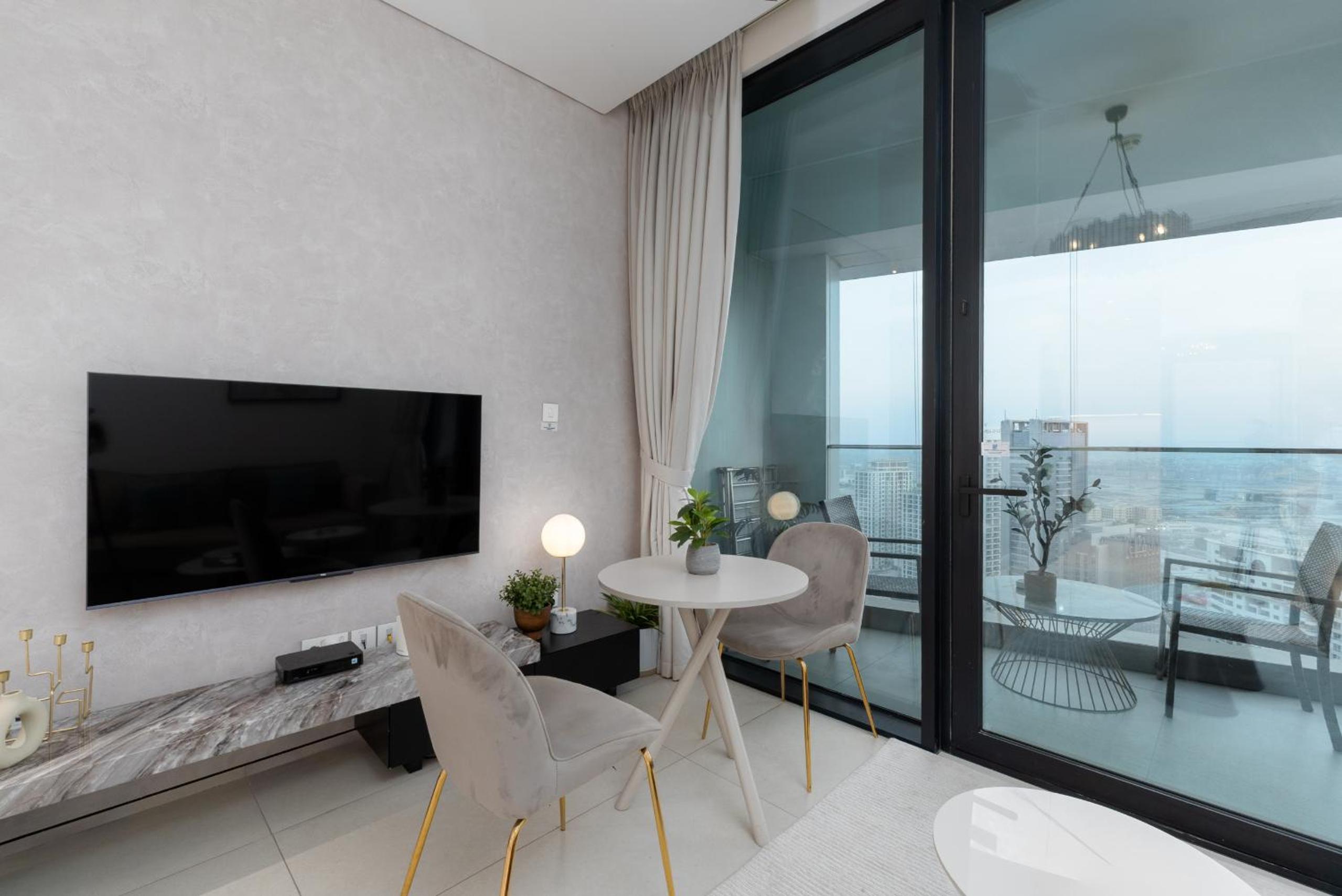 Address JBR Marina Views, Address Beach Resort Residence, Dubai Marina - Mint Stay