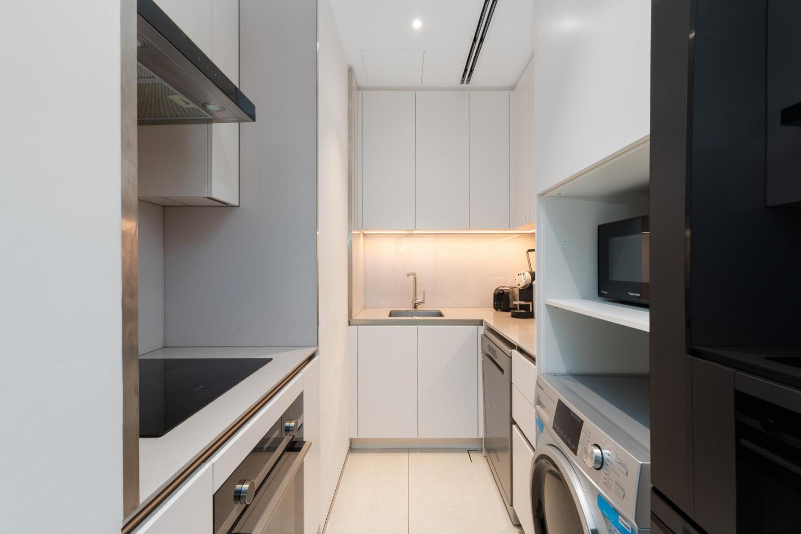 Address JBR Marina Views, Address Beach Resort Residence, Dubai Marina - Mint Stay