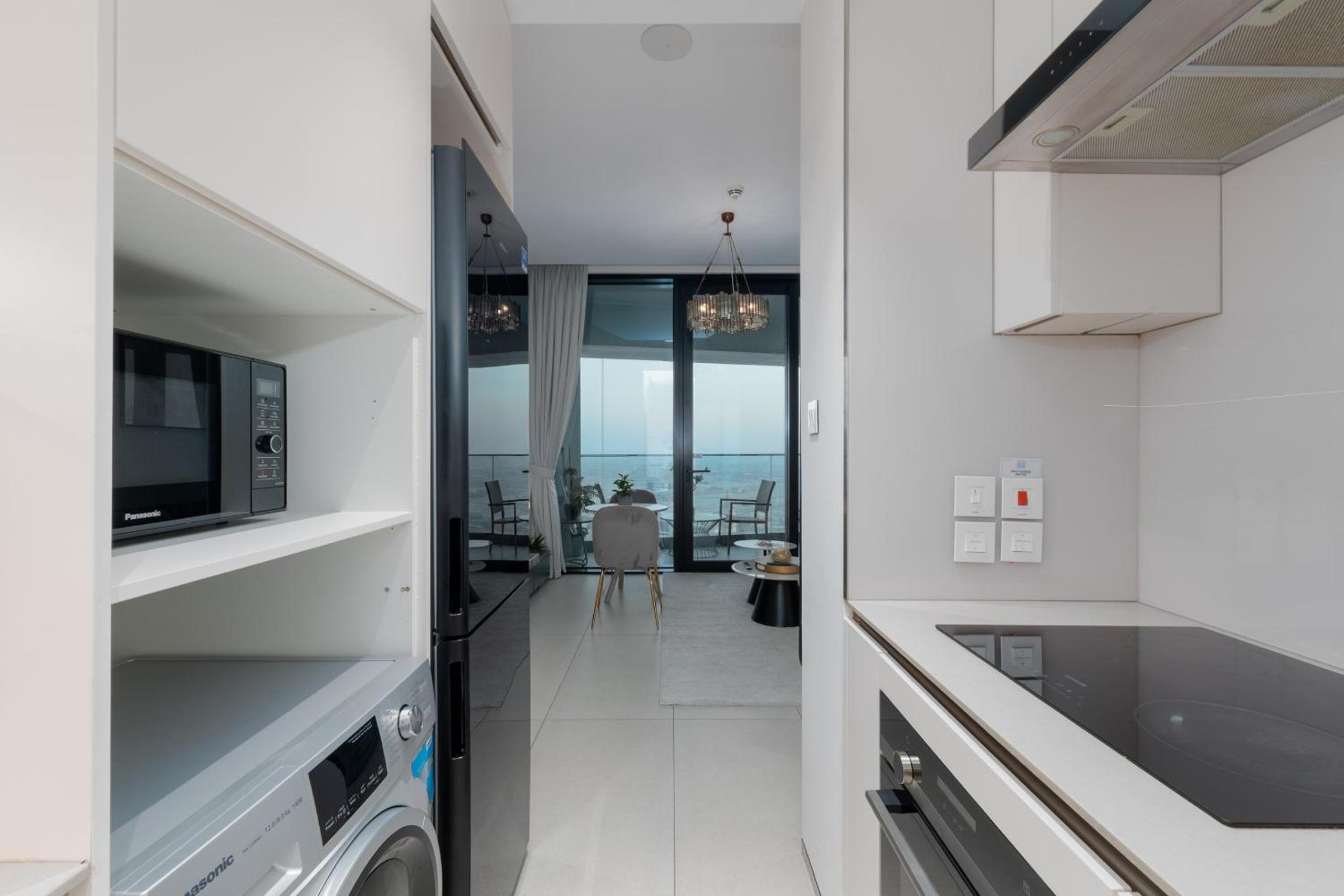 Address JBR Marina Views, Address Beach Resort Residence, Dubai Marina - Mint Stay