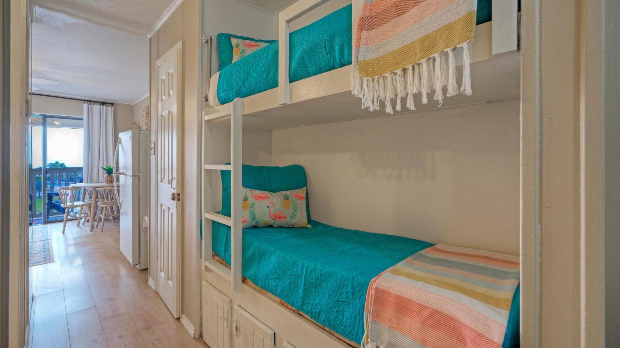 Private Balcony w Ocean View Pool Hot Tub Access Ocean Echo by AvantStay