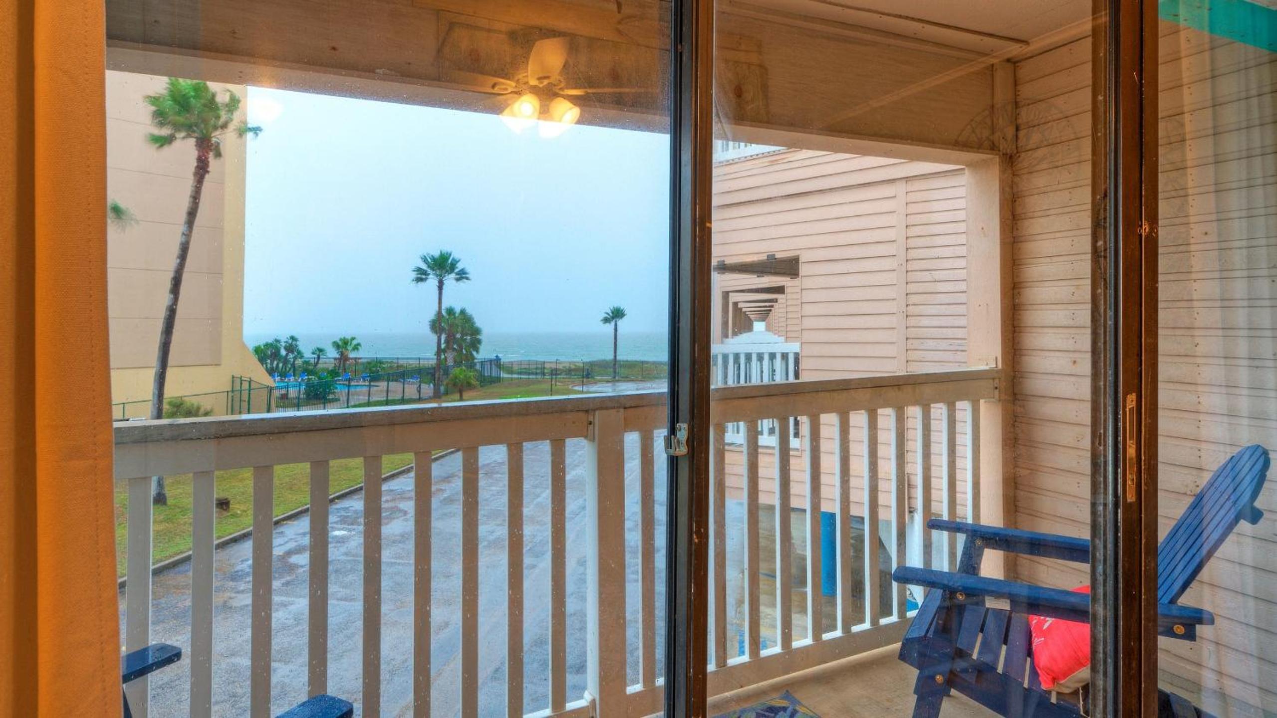 Private Balcony w Ocean View Pool Hot Tub Access Ocean Echo by AvantStay