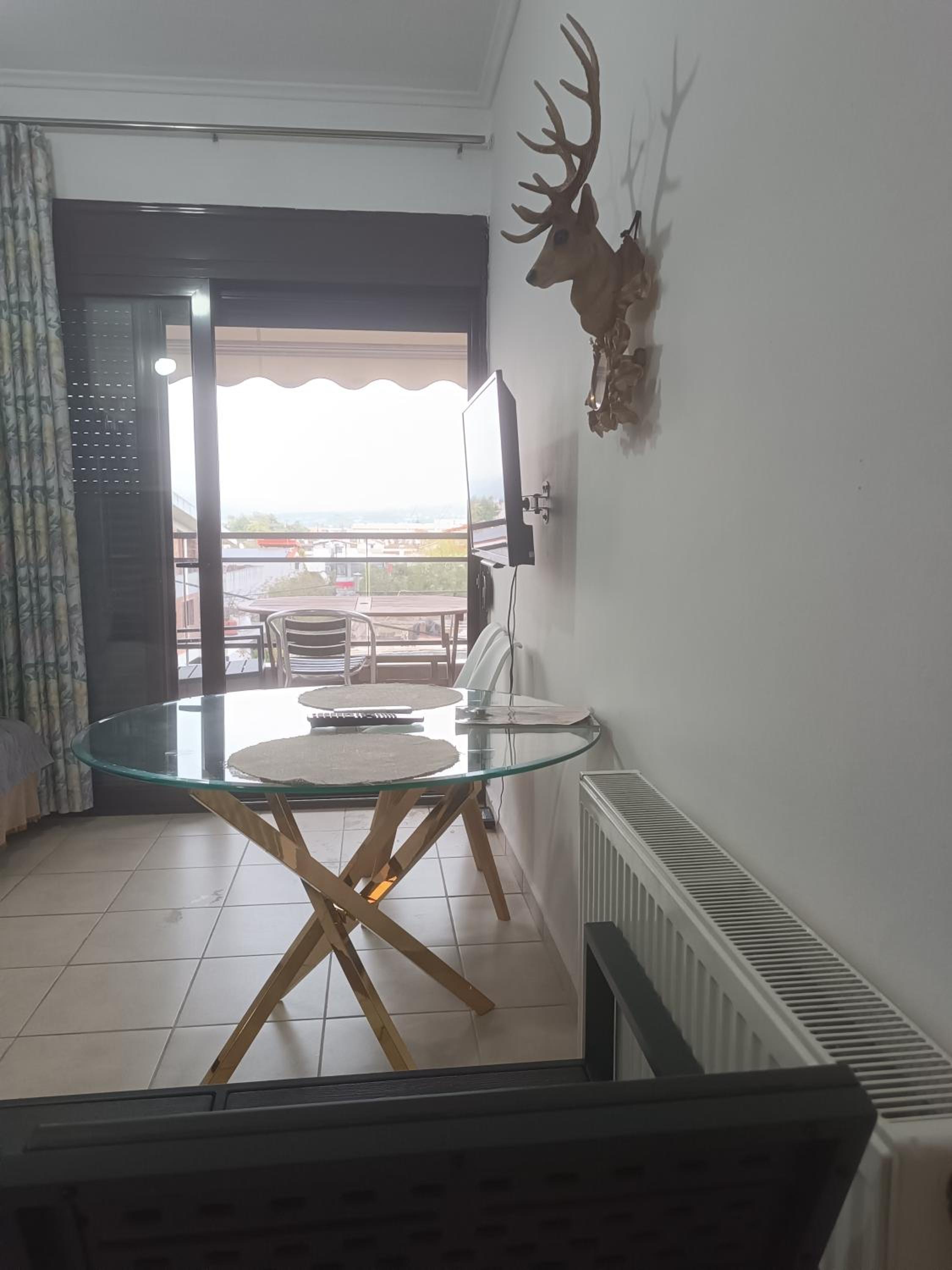 Ζ Luxury near Airport