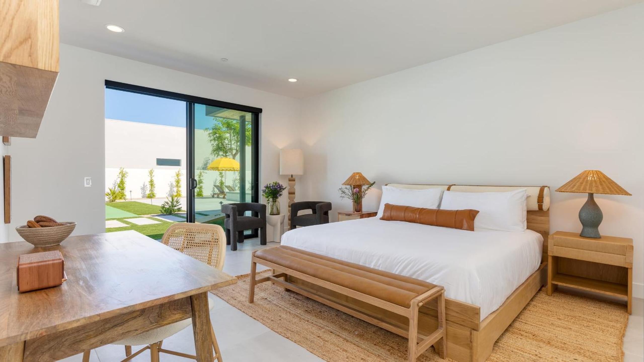 Sleeps 34 2 Villas Pool Pickleball Bocce Polo Villas Elara by AvantStay