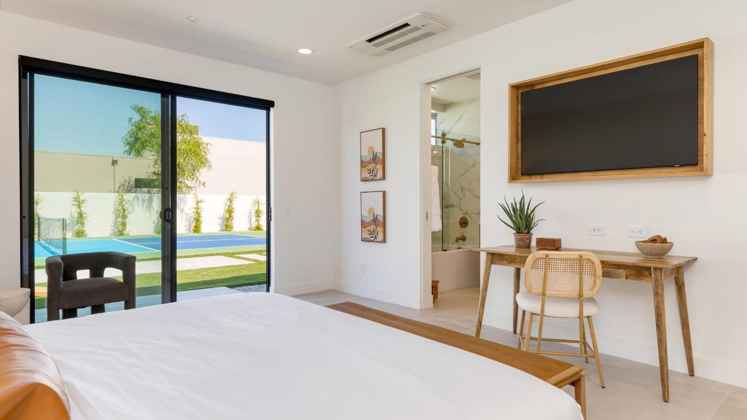 Sleeps 34 2 Villas Pool Pickleball Bocce Polo Villas Elara by AvantStay