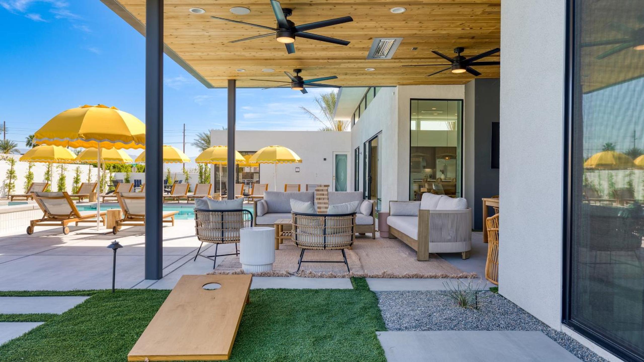 Sleeps 34 2 Villas Pool Pickleball Bocce Polo Villas Elara by AvantStay