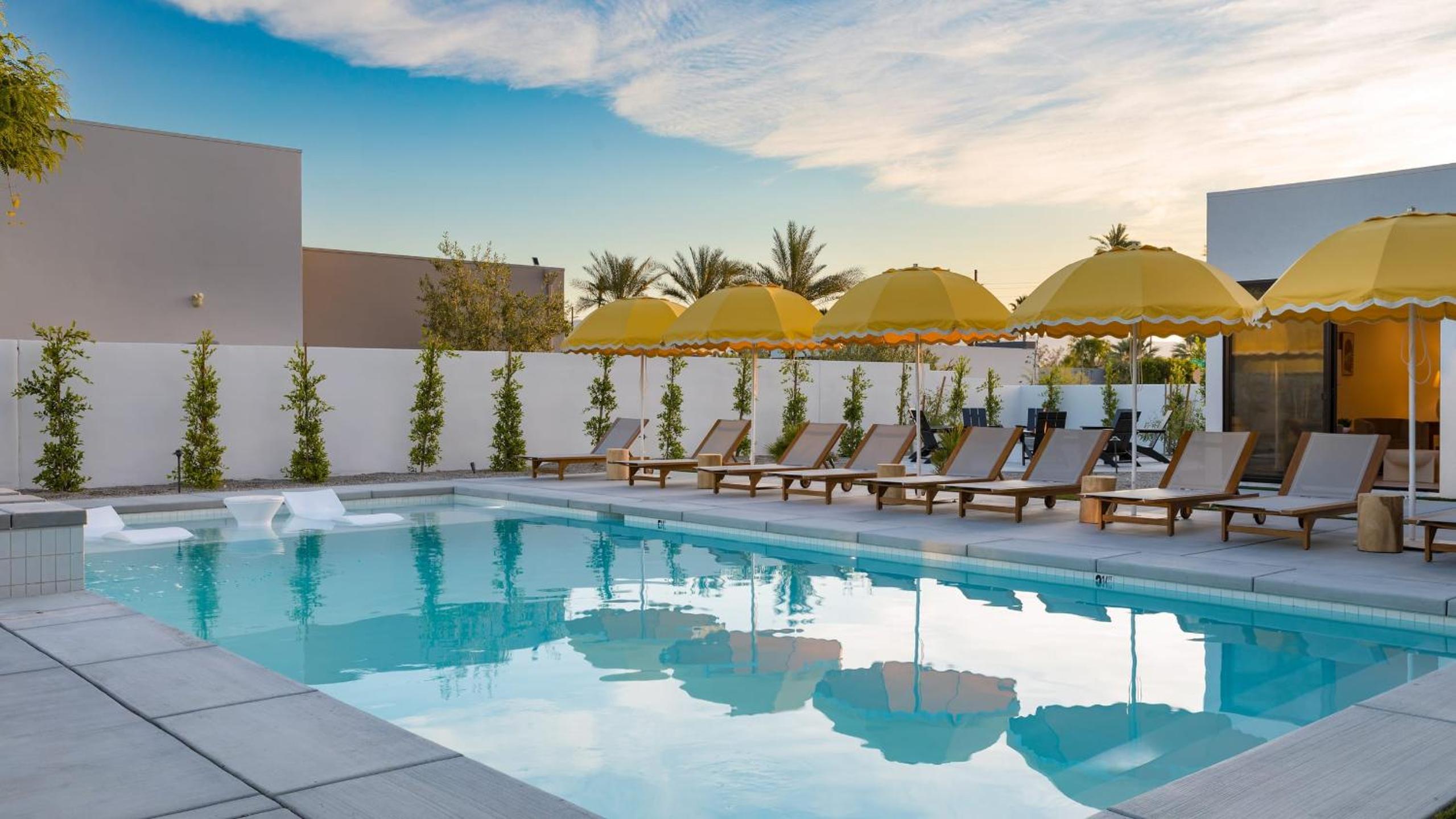 Sleeps 34 2 Villas Pool Pickleball Bocce Polo Villas Elara by AvantStay
