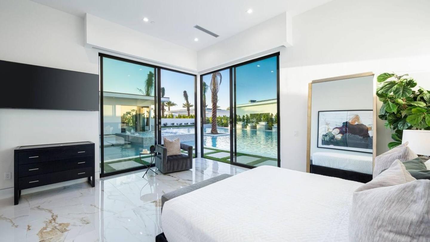 Sleeps 28 2 Luxe Villas w Pickleball Court Bravo Villas Dorada by AvantStay