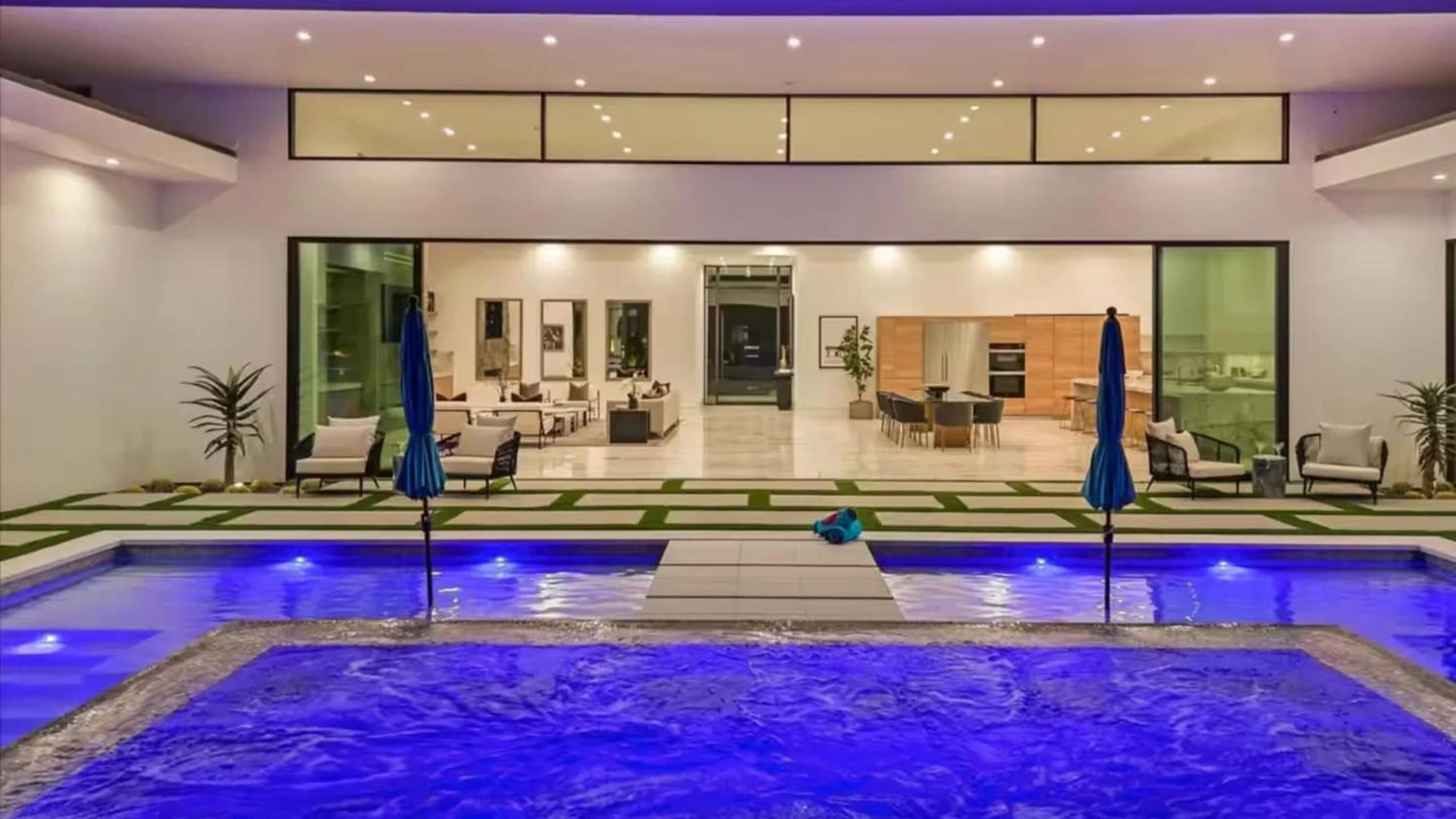 Sleeps 28 2 Luxe Villas w Pickleball Court Bravo Villas Dorada by AvantStay