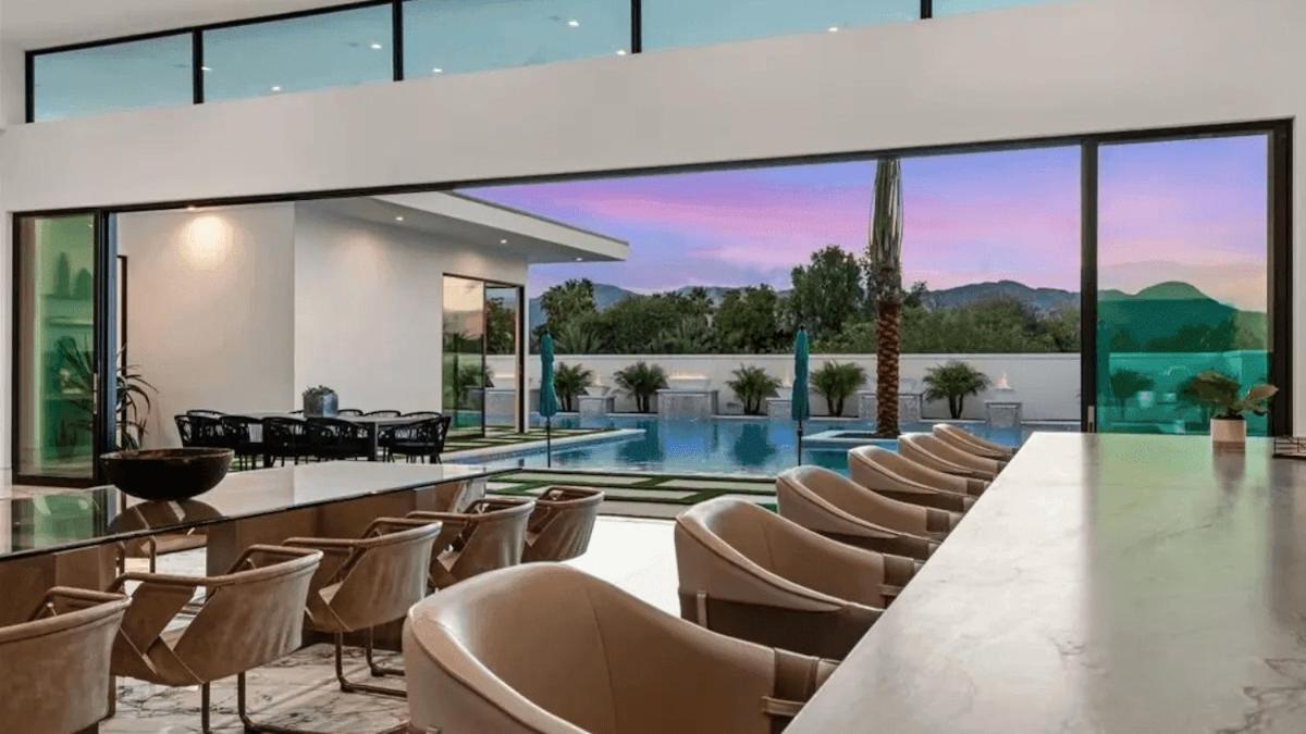 Sleeps 28 2 Luxe Villas w Pickleball Court Bravo Villas Dorada by AvantStay