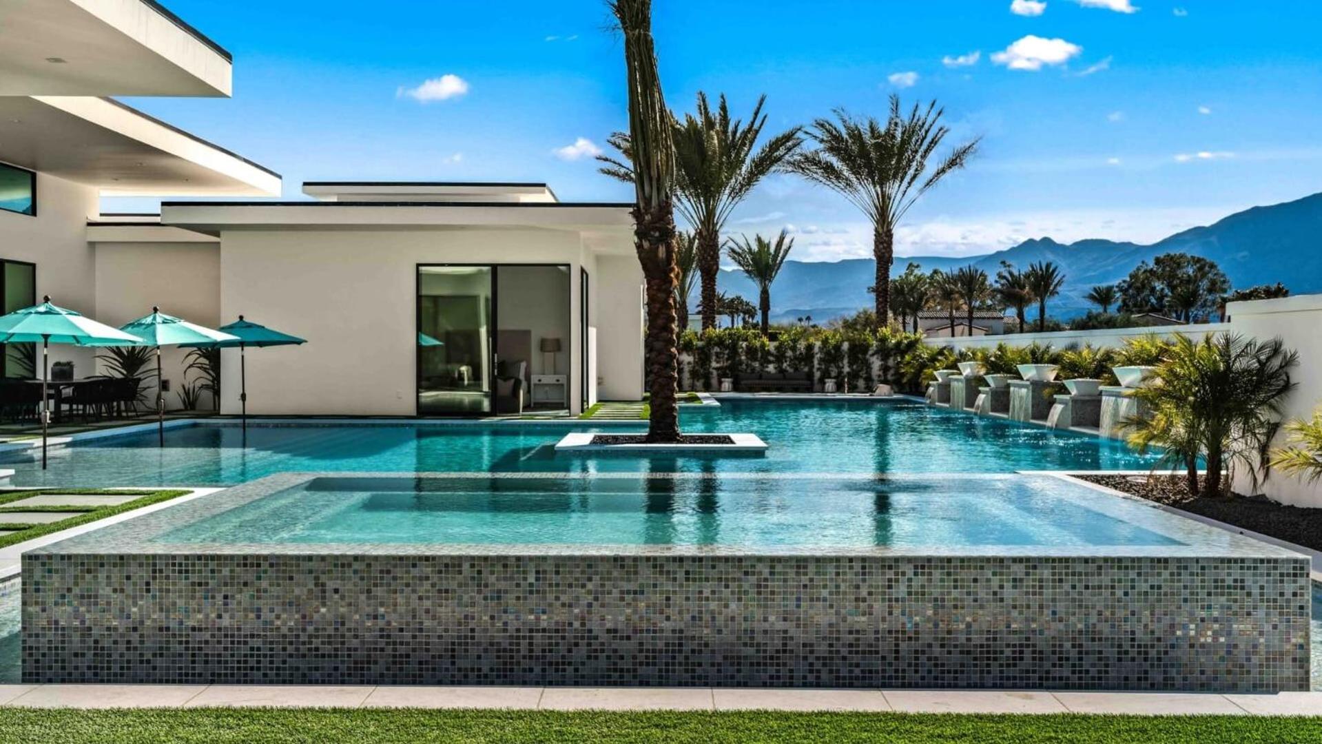 Sleeps 28 2 Luxe Villas w Pickleball Court Bravo Villas Dorada by AvantStay