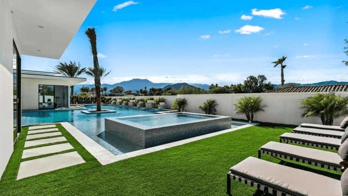 Sleeps 28 2 Luxe Villas w Pickleball Court Bravo Villas Dorada by AvantStay