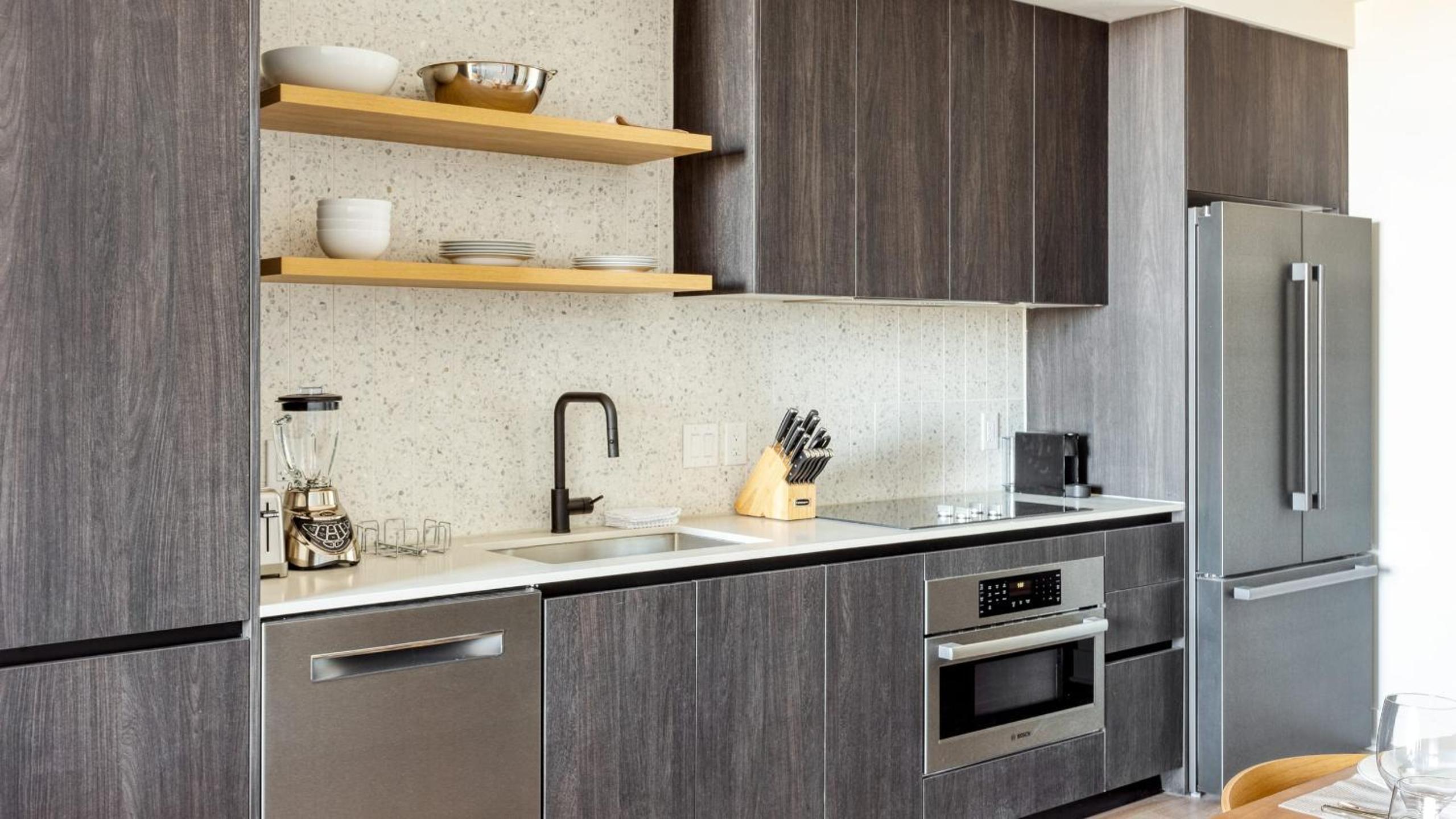 Sleeps 34 11 Condos in New Austin High Rise w Rooftop Pool Gym Yoga Studio