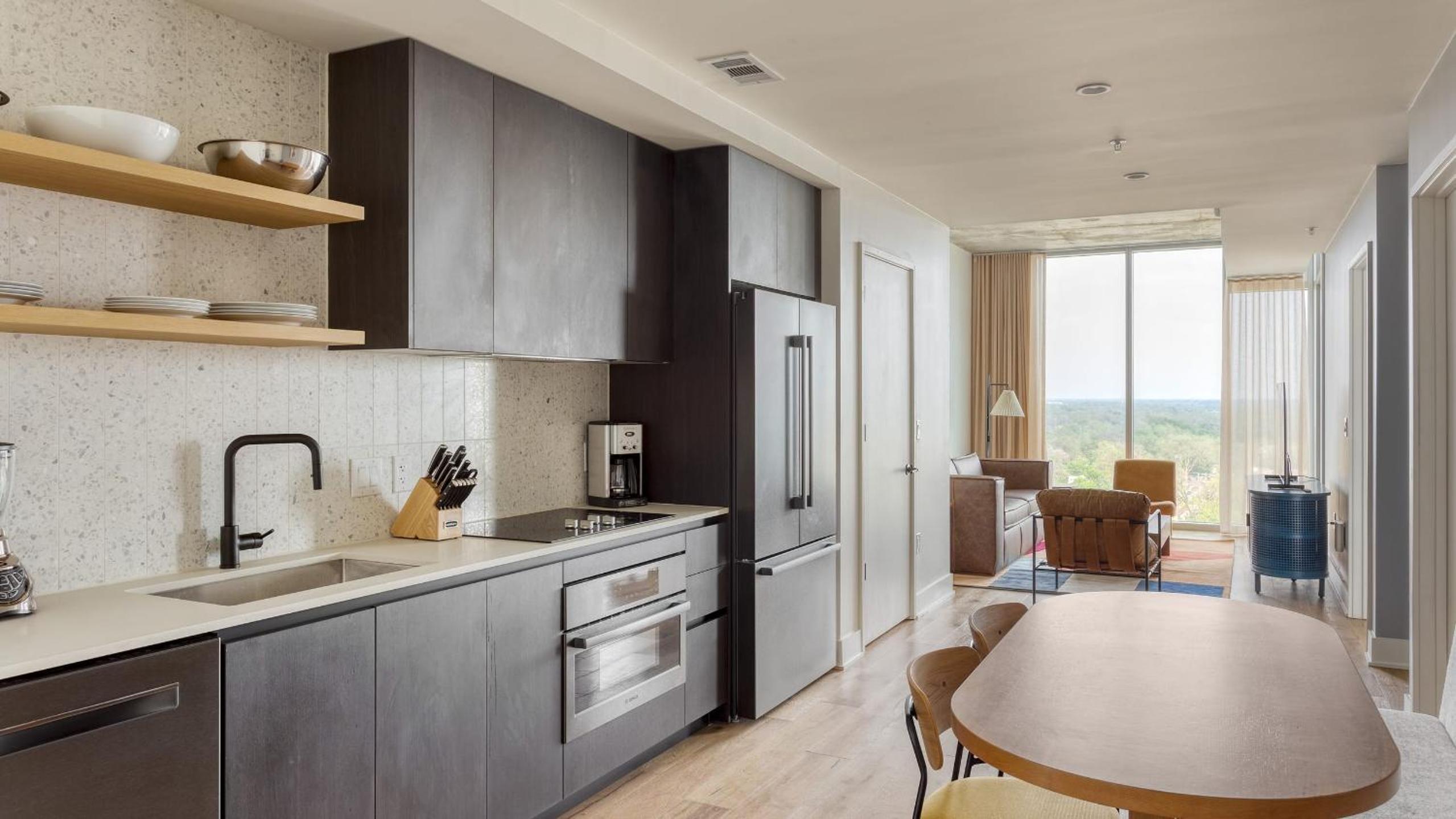 Sleeps 34 11 Condos in New Austin High Rise w Rooftop Pool Gym Yoga Studio