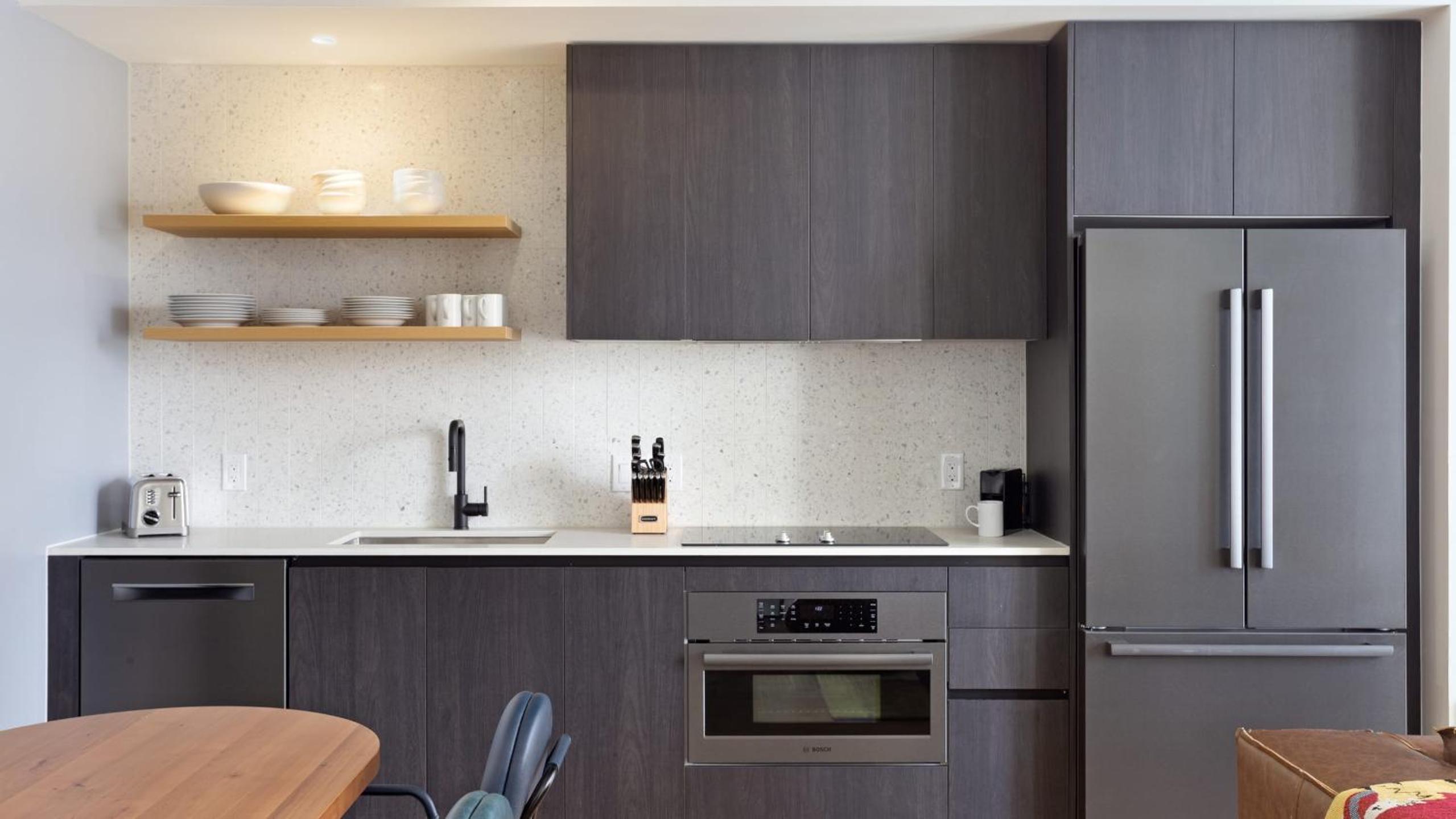 Sleeps 34 11 Condos in New Austin High Rise w Rooftop Pool Gym Yoga Studio