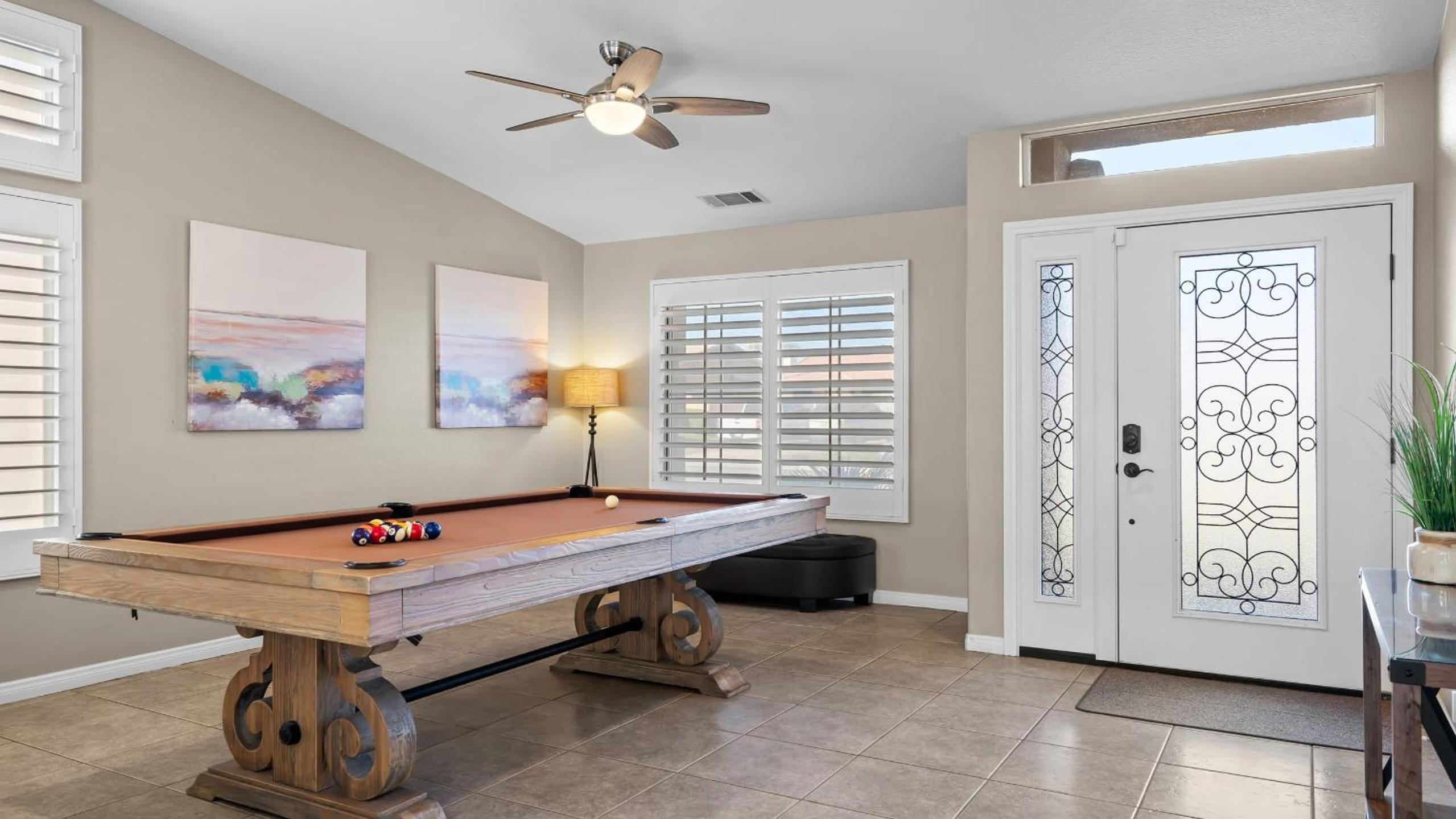 La Quinta Desert Haven Luxe Stay w Private Pool Hot Tub Pool Table