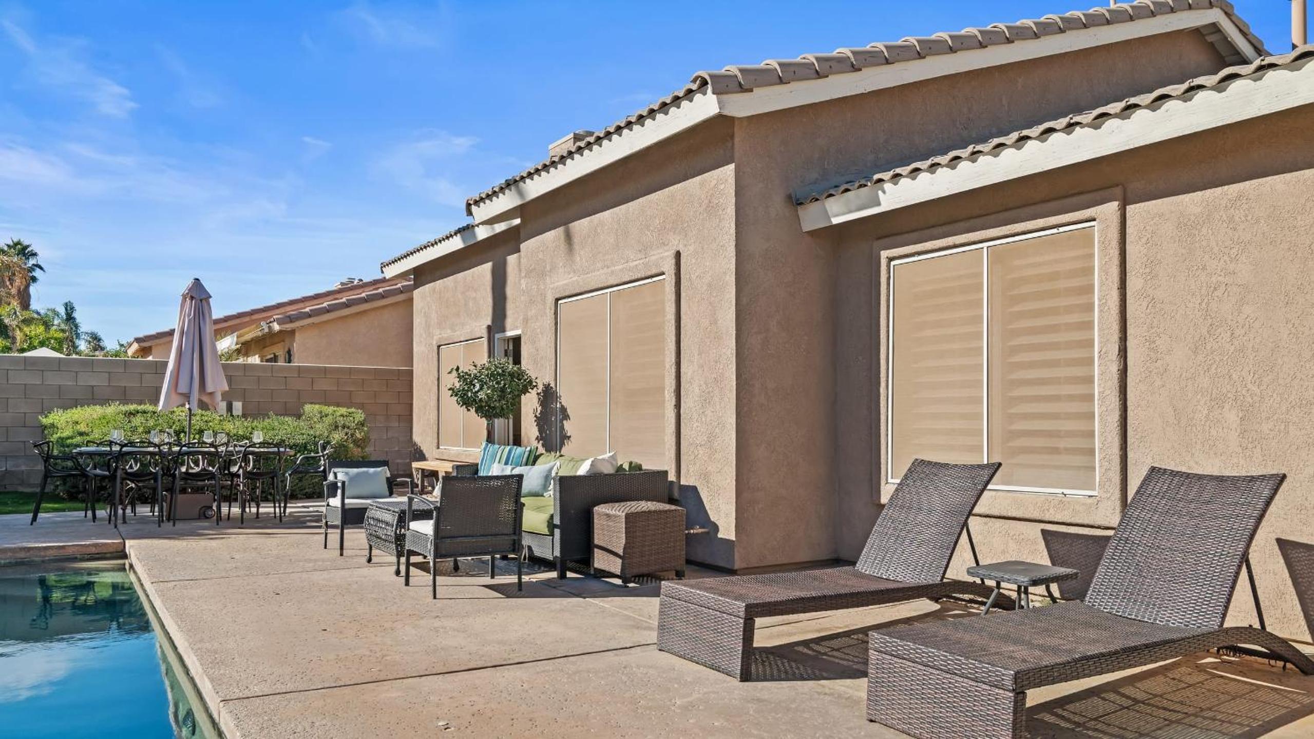 La Quinta Desert Haven Luxe Stay w Private Pool Hot Tub Pool Table