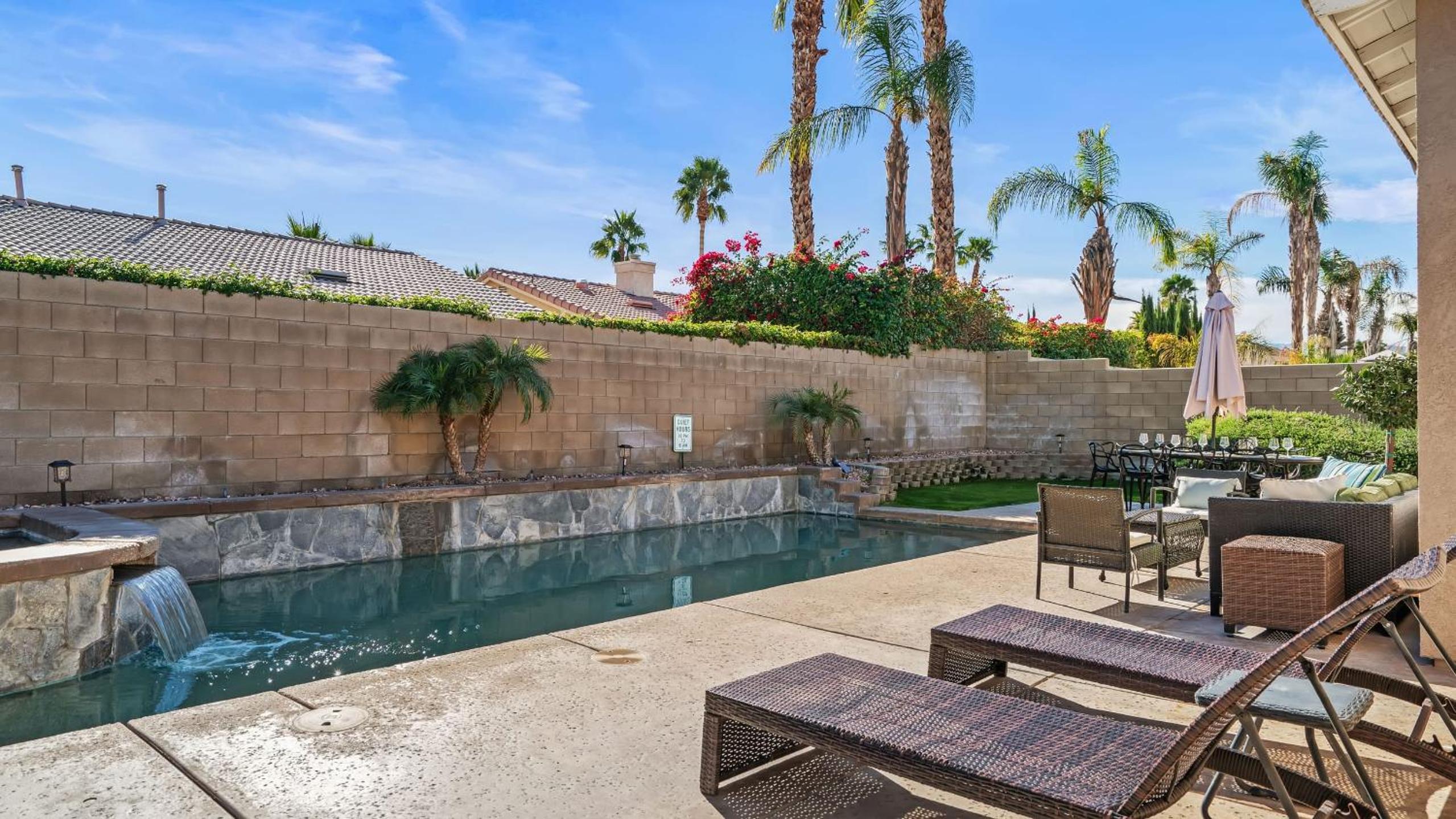 La Quinta Desert Haven Luxe Stay w Private Pool Hot Tub Pool Table