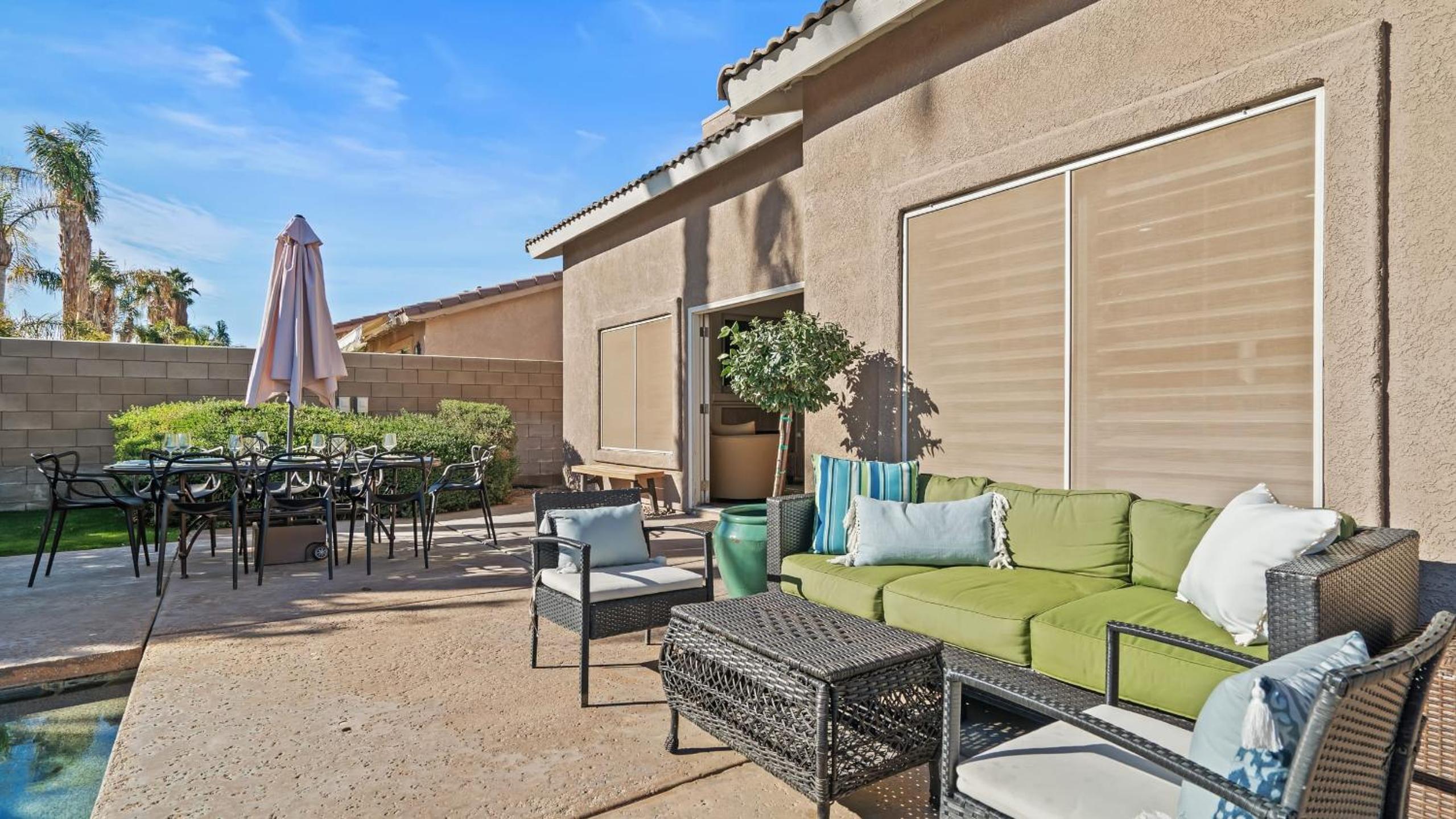 La Quinta Desert Haven Luxe Stay w Private Pool Hot Tub Pool Table