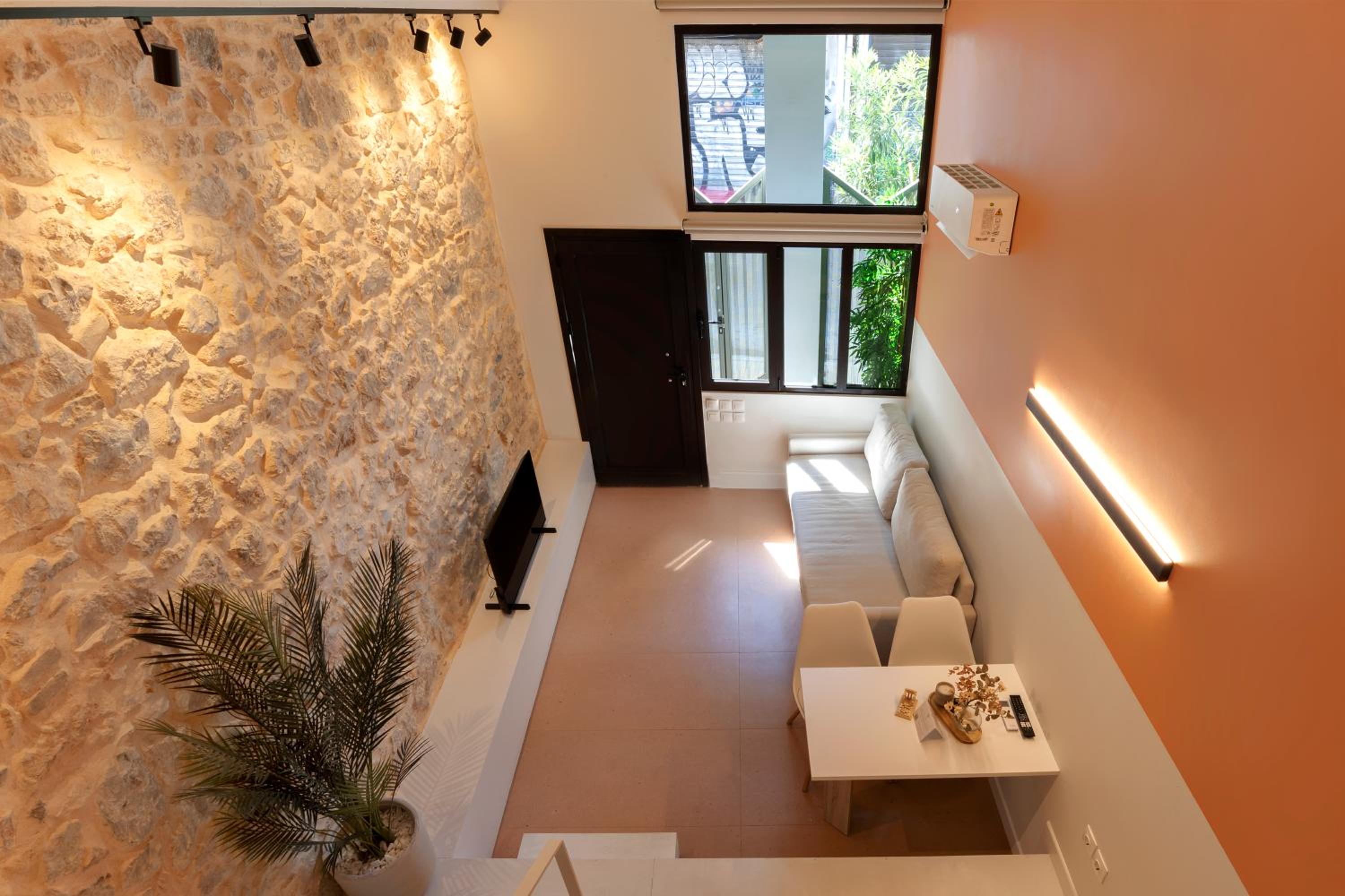 AthenianNest Sarri Boutique Studios Psyrri
