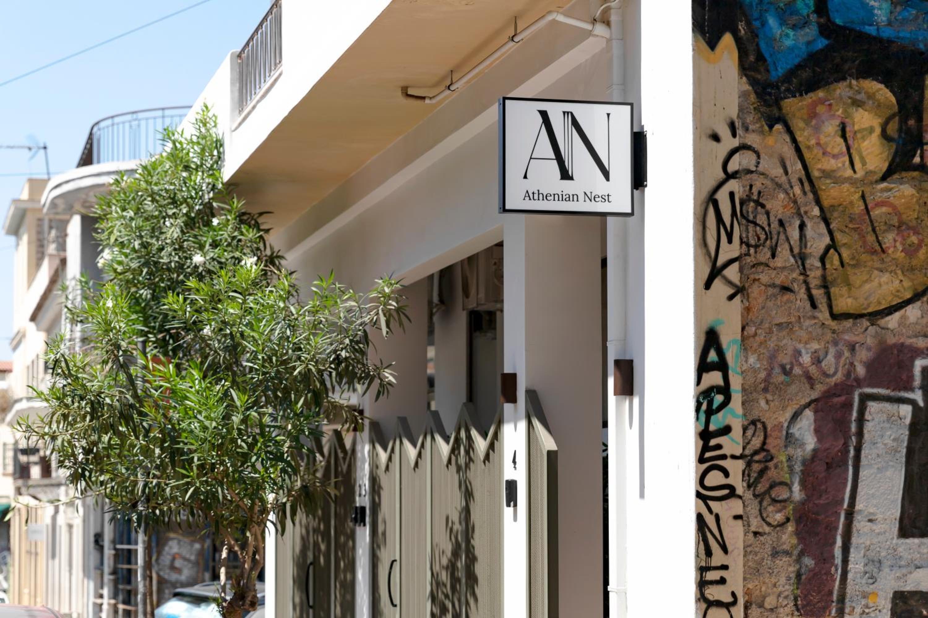 AthenianNest Sarri Boutique Studios Psyrri