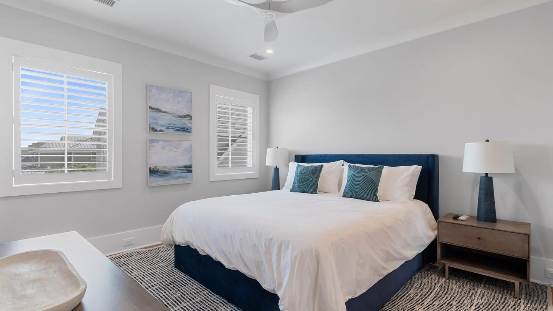 712 Ocean Blvd by AvantStay New Construction w Pool Game Zone Private Beach Access and Oceanfront Views