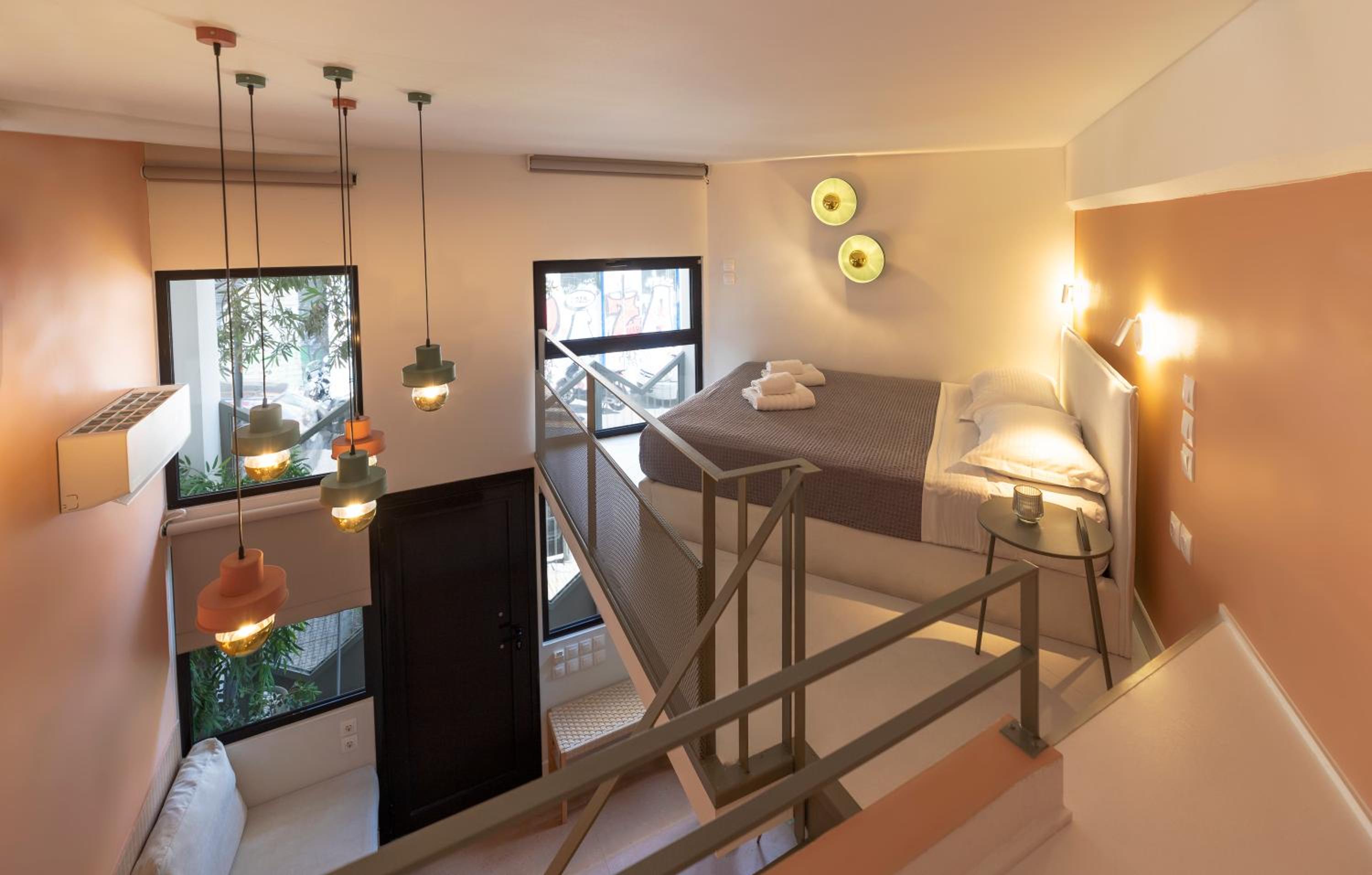 AthenianNest Sarri Boutique Studios Psyrri