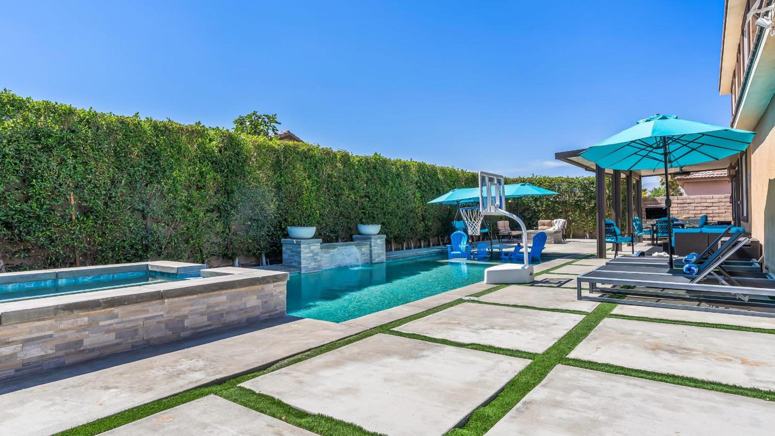 Casa Campo 5BR Desert Oasis w Pool Firepit Outdoor Lounge