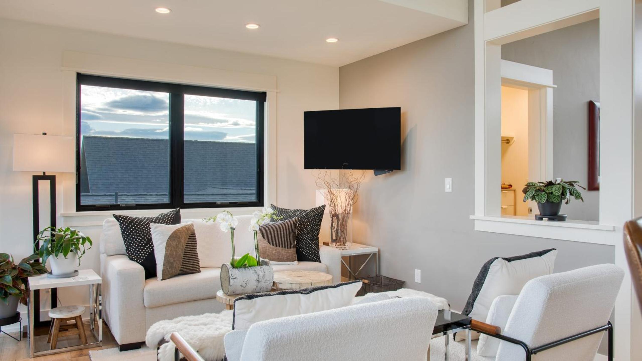 Brasada Ranch Retreat w Hot Tub Views Resort Access w Pools Horseback Riding Sports and More Hat Rock Loop by AvantStay