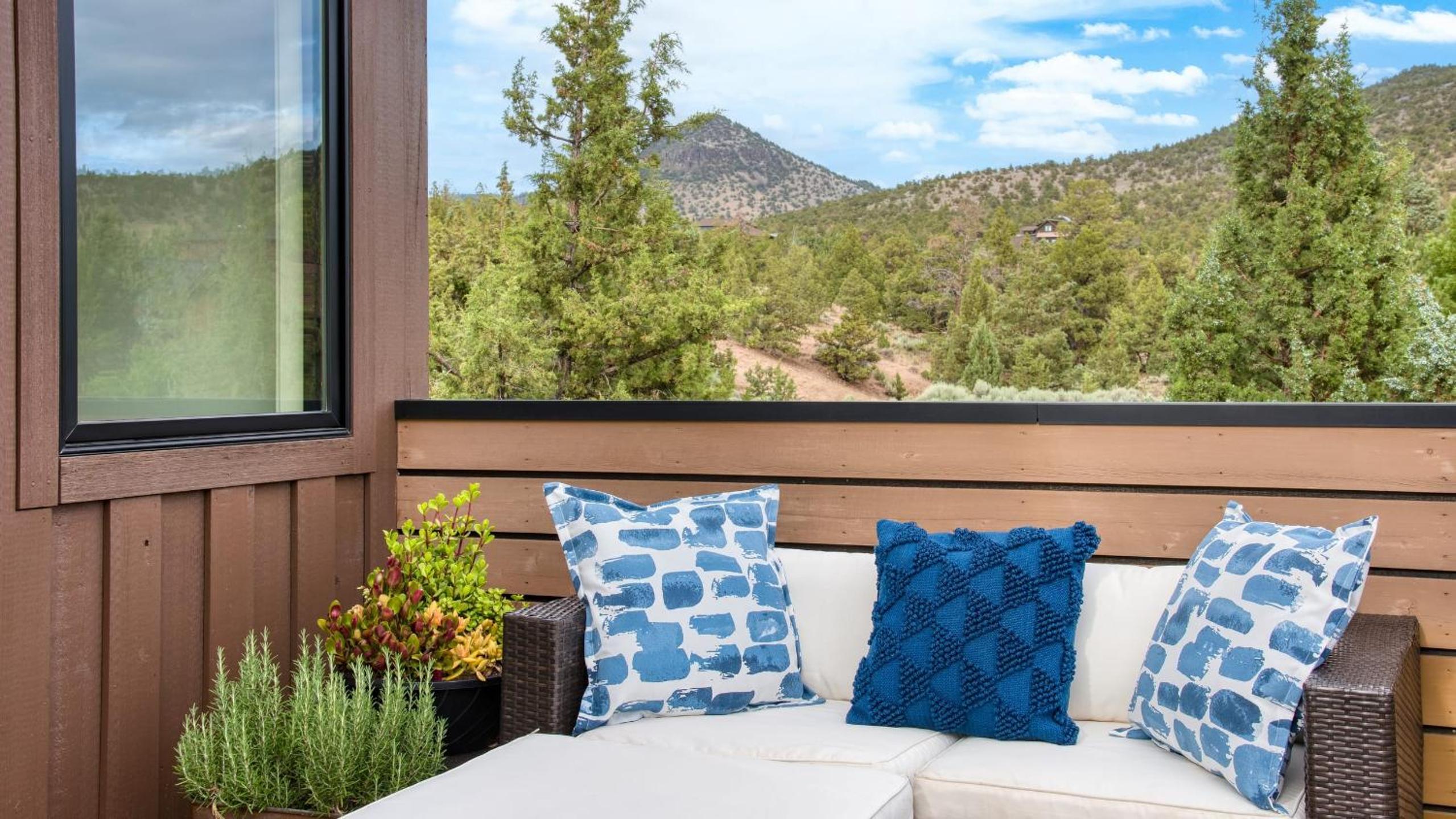 Brasada Ranch Retreat w Hot Tub Views Resort Access w Pools Horseback Riding Sports and More Hat Rock Loop by AvantStay