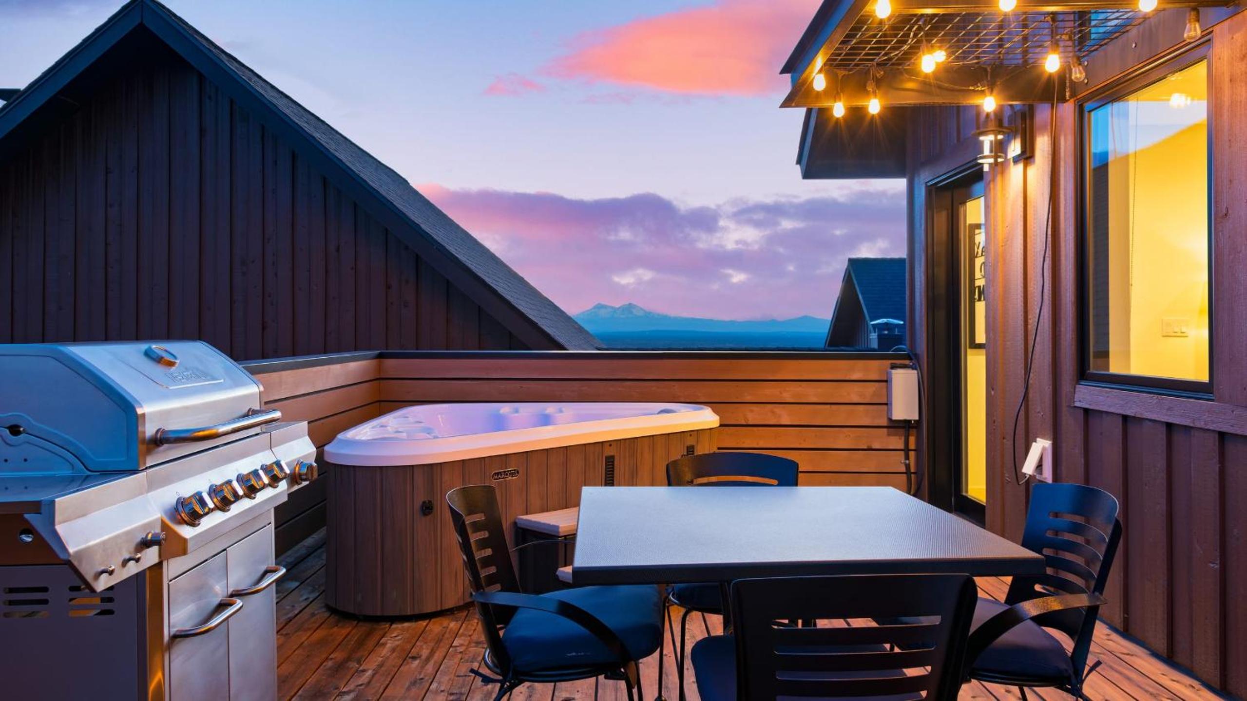 Brasada Ranch Retreat w Hot Tub Views Resort Access w Pools Horseback Riding Sports and More Hat Rock Loop by AvantStay