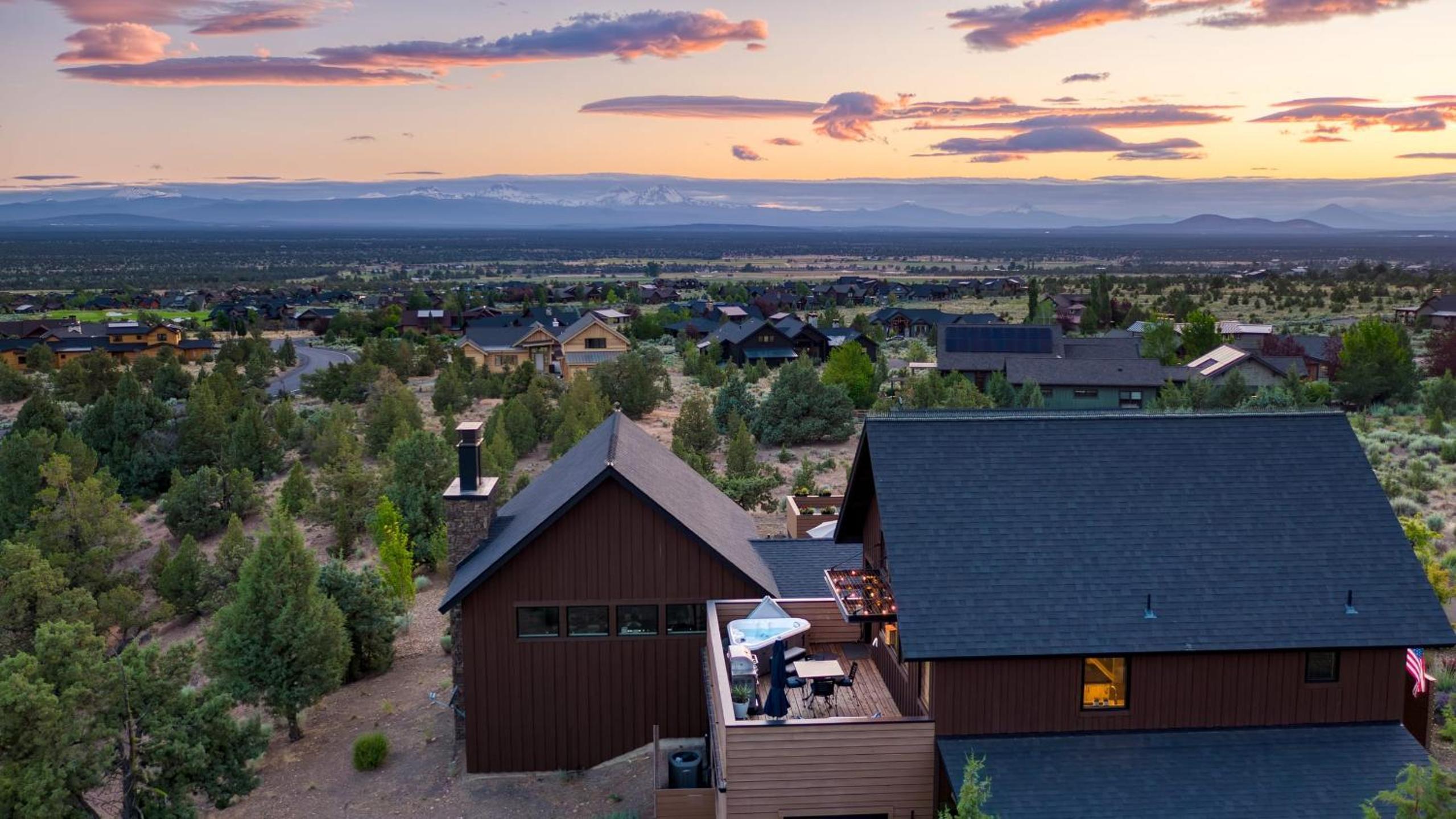 Brasada Ranch Retreat w Hot Tub Views Resort Access w Pools Horseback Riding Sports and More Hat Rock Loop by AvantStay