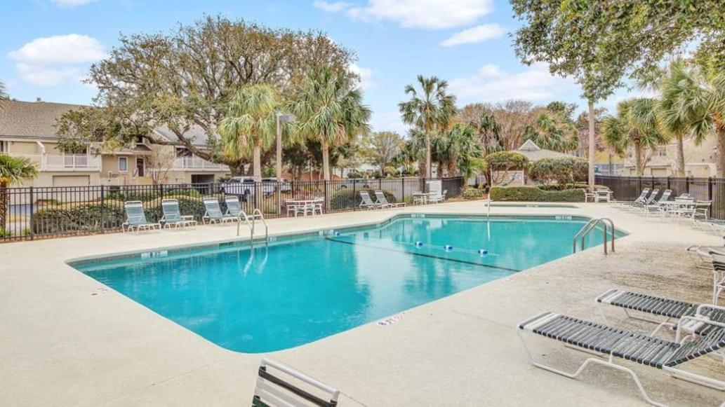 44 Fairway Dunes by AvantStay Steps from the Beach Pool TennisPickleball Courts