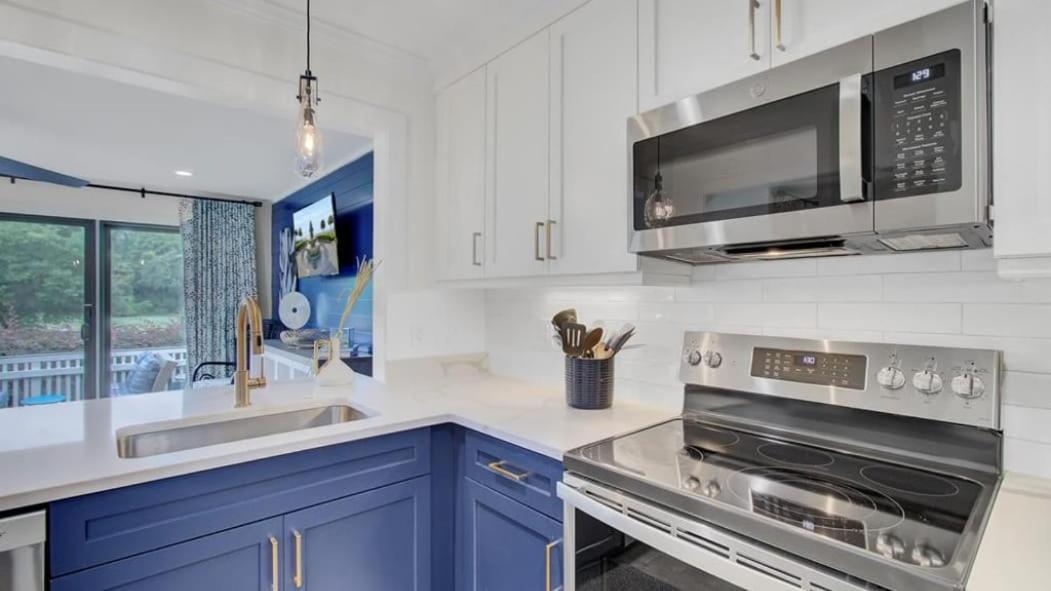 44 Fairway Dunes by AvantStay Steps from the Beach Pool TennisPickleball Courts