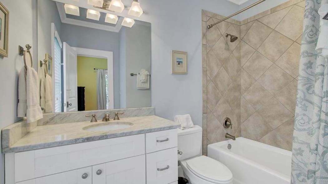 5 32nd Avenue by AvantStay Gourmet Kitchen Pool Balconies