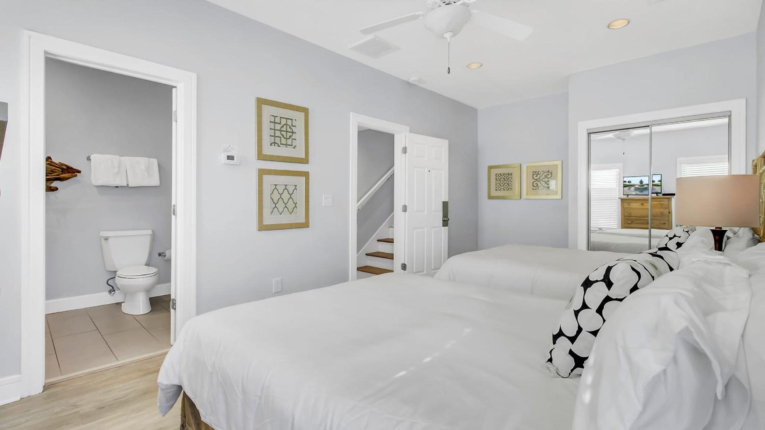 125 Grand Pavillion by AvantStay Steps from Sand