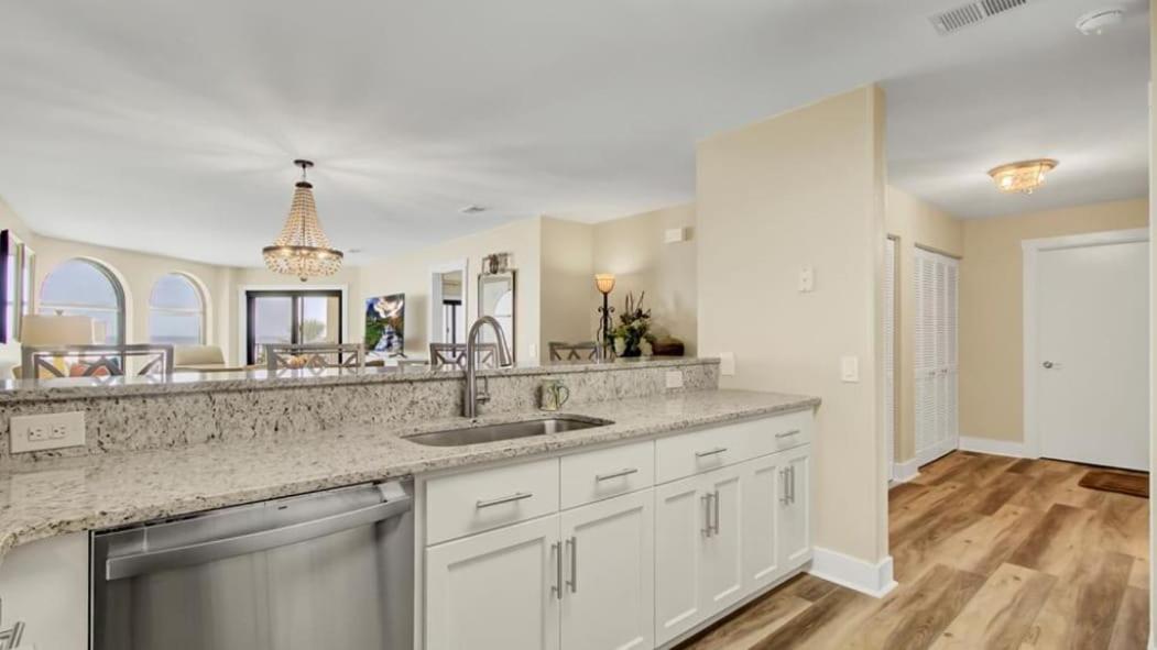 117 Seascape by AvantStay Oceanfront Breathtaking Views Communal Swimming Pool