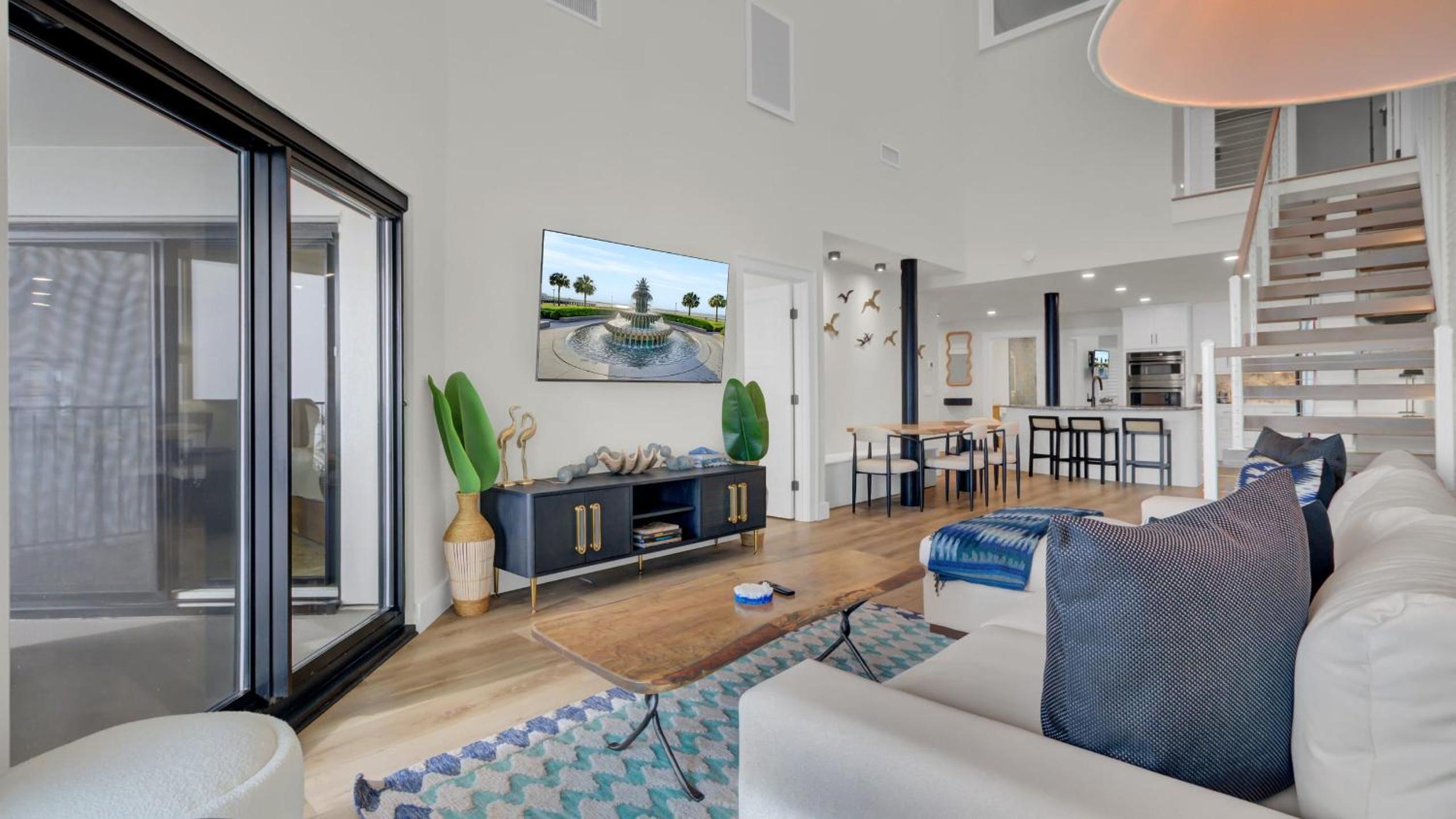516 Seascape Oceanfront Condo with Pool Access in Wild Dunes