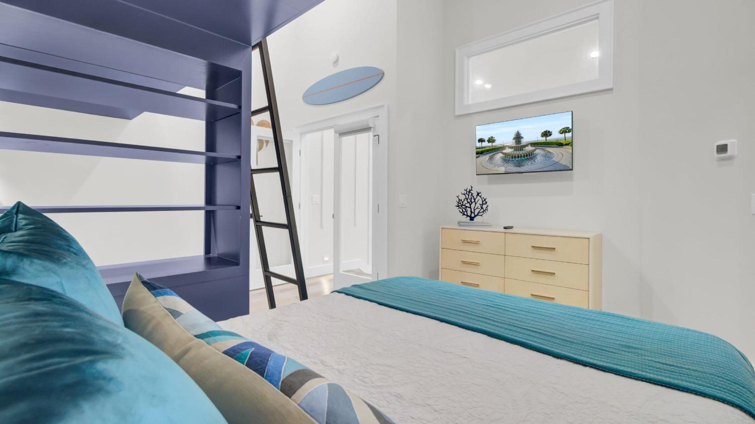516 Seascape Oceanfront Condo with Pool Access in Wild Dunes