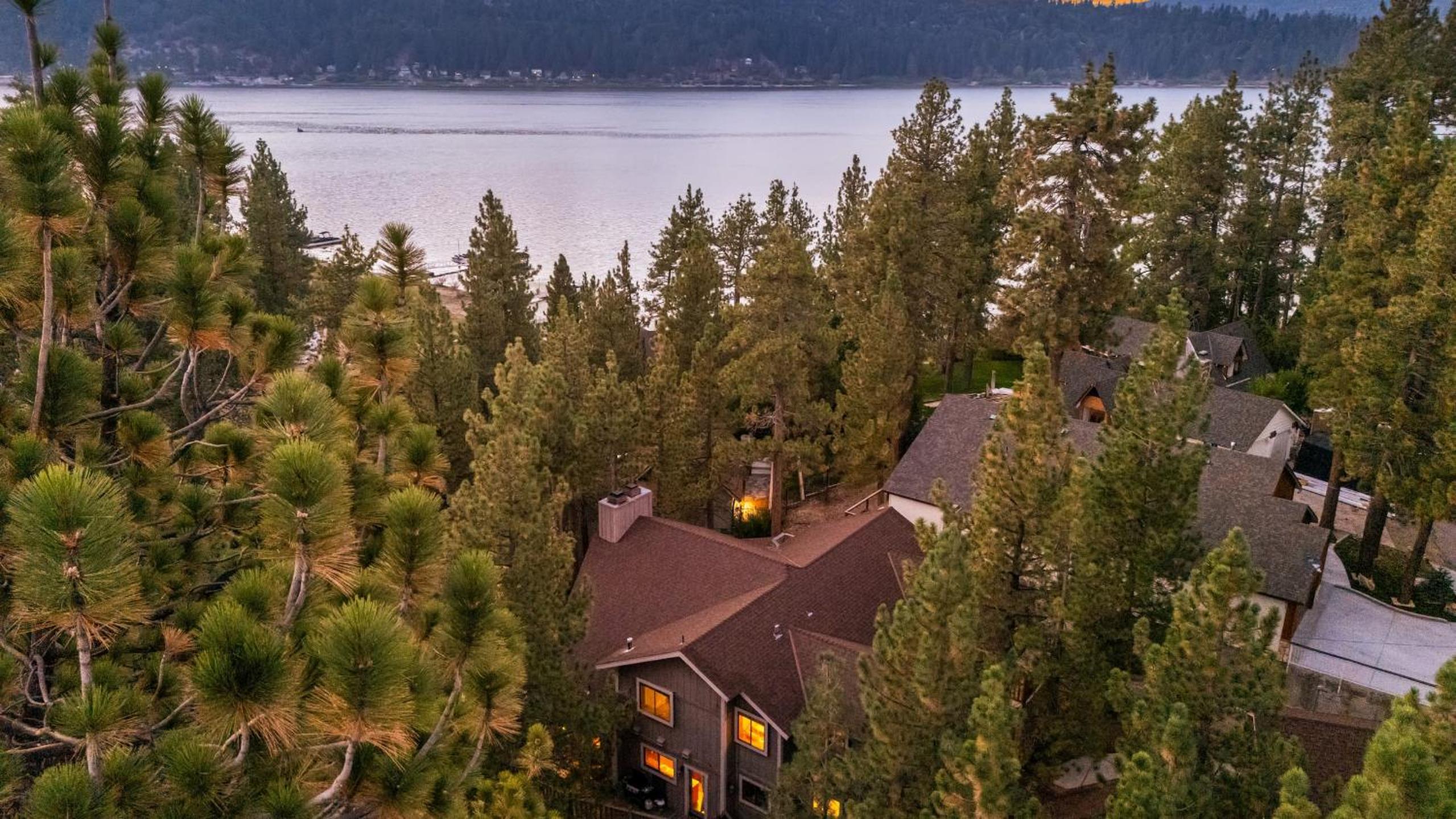 Lakeview Cabin w Game Room Deck Near Ski Slopes Trails Sleeps 16 Waterview by AvantStay