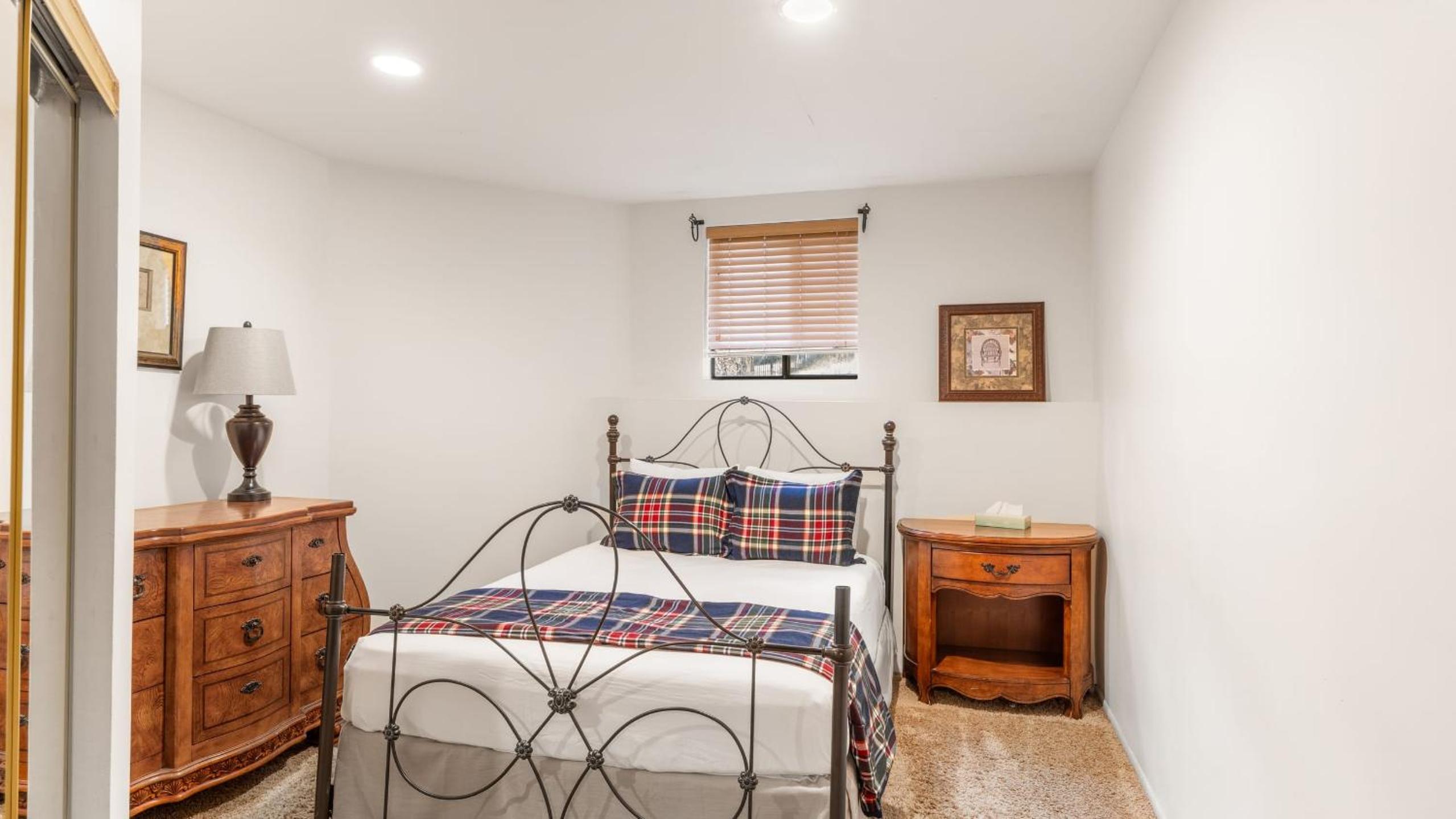 Lakeview Cabin w Game Room Deck Near Ski Slopes Trails Sleeps 16 Waterview by AvantStay