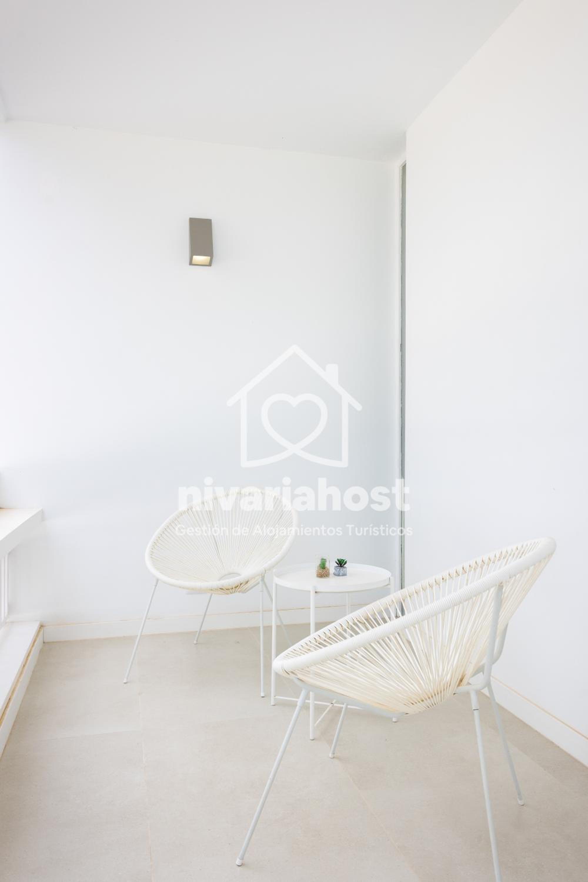 Private Pool Villa, Bellavista by Nivariahost