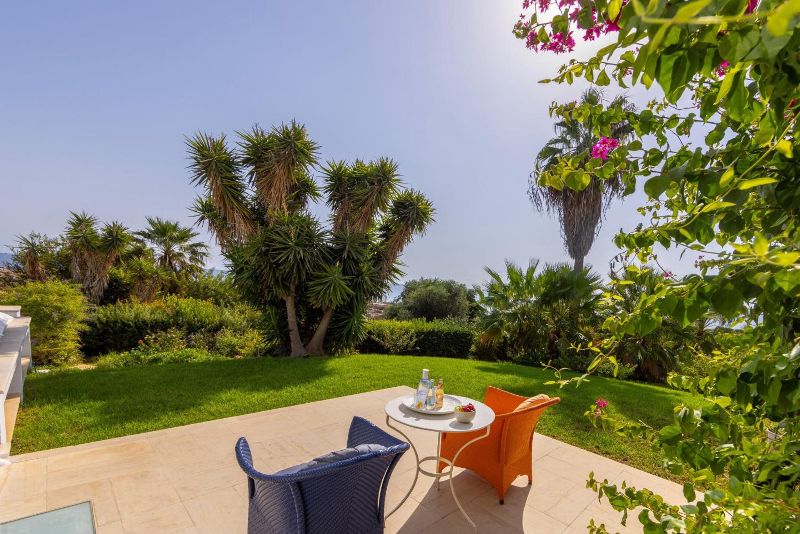 Protaras Seafront Villa AleMar