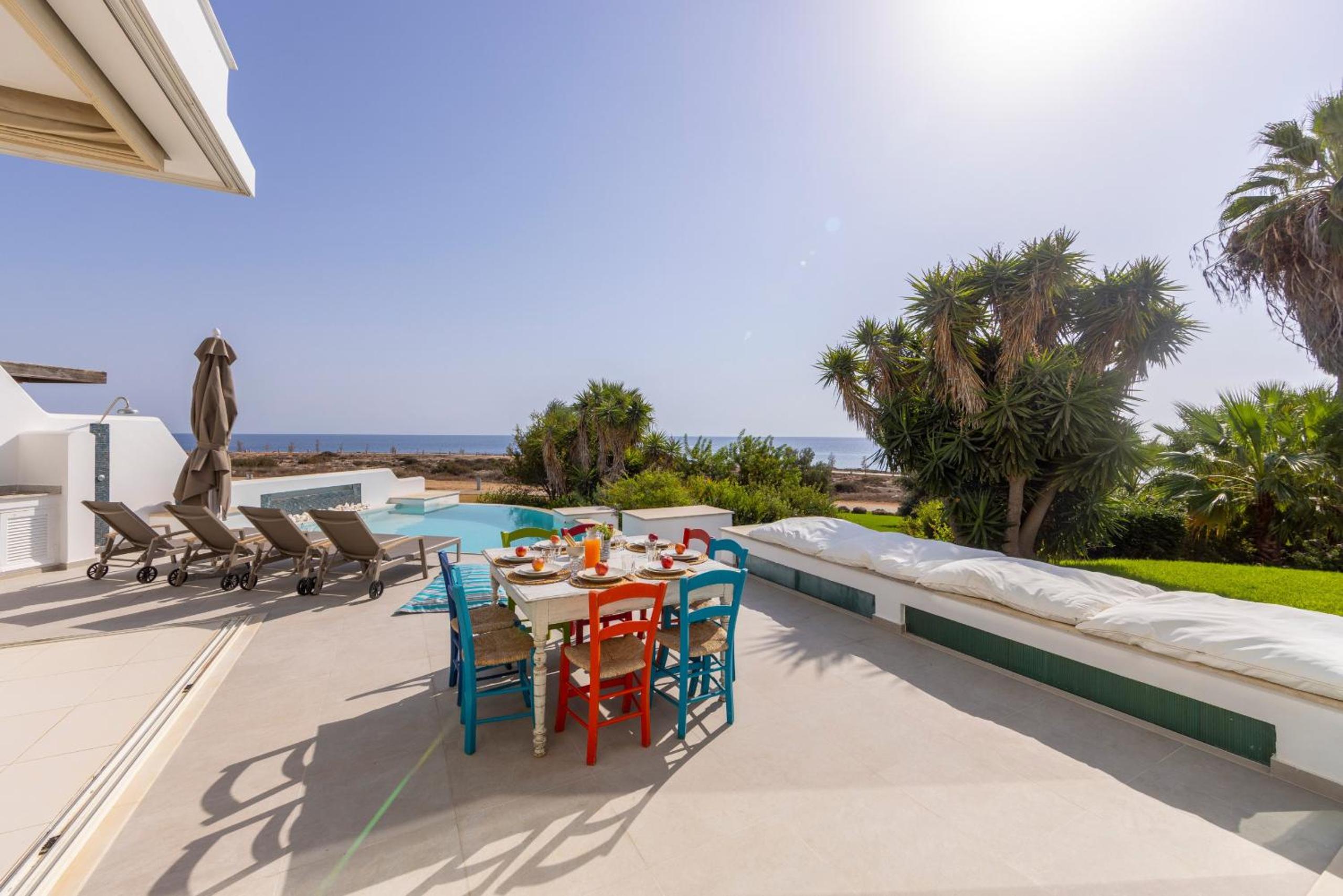 Protaras Seafront Villa AleMar