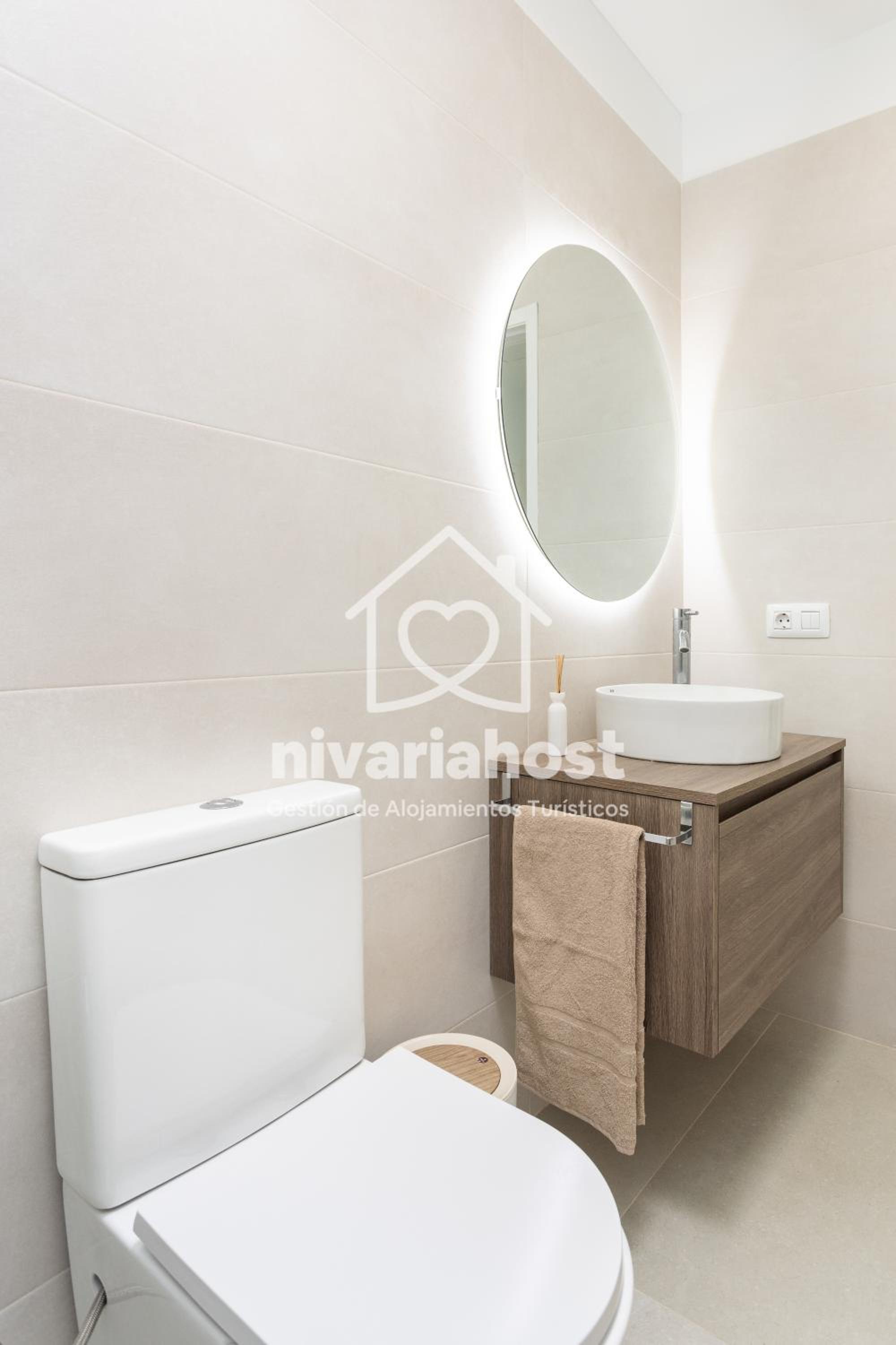 Private Pool Villa, Bellavista by Nivariahost
