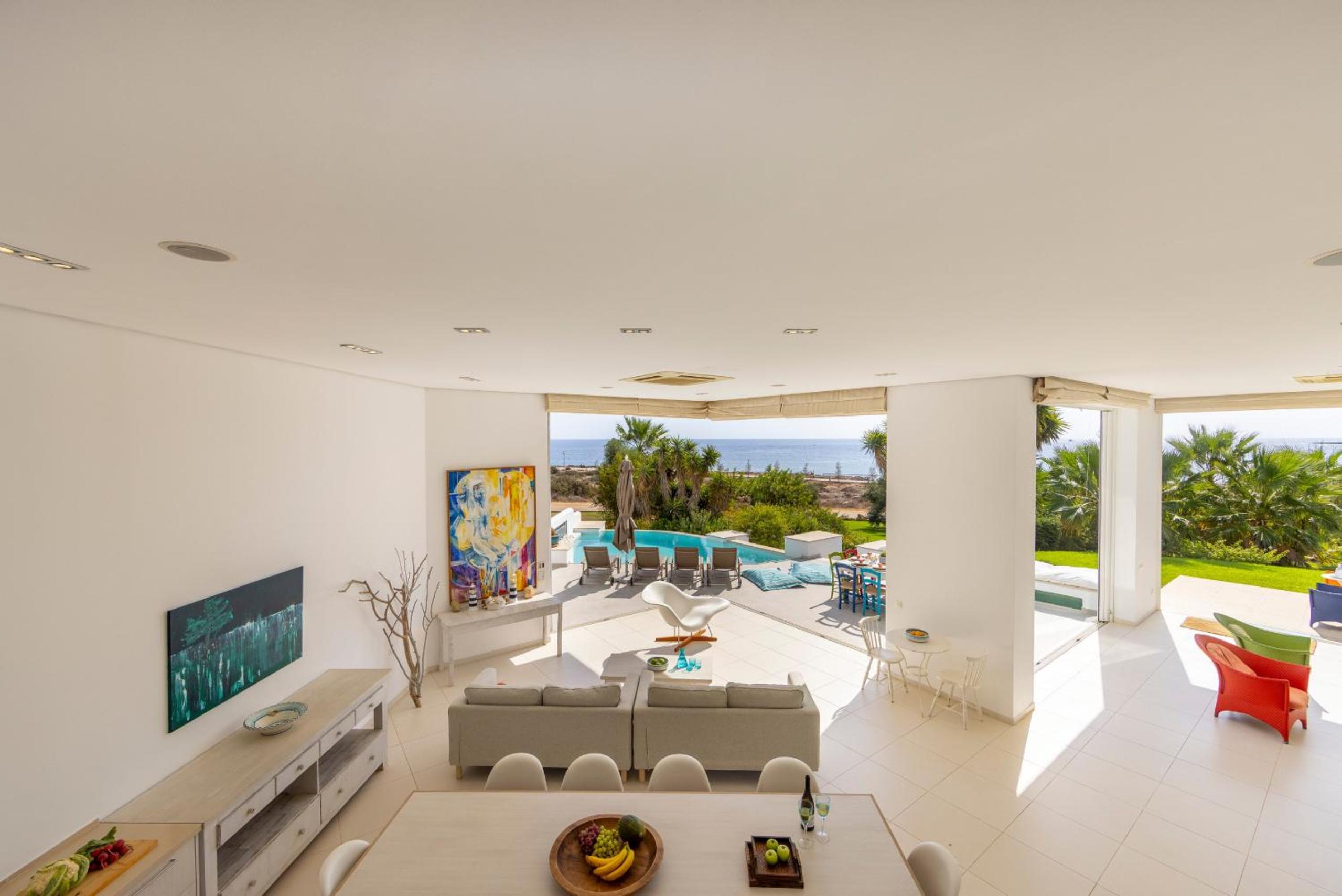 Protaras Seafront Villa AleMar